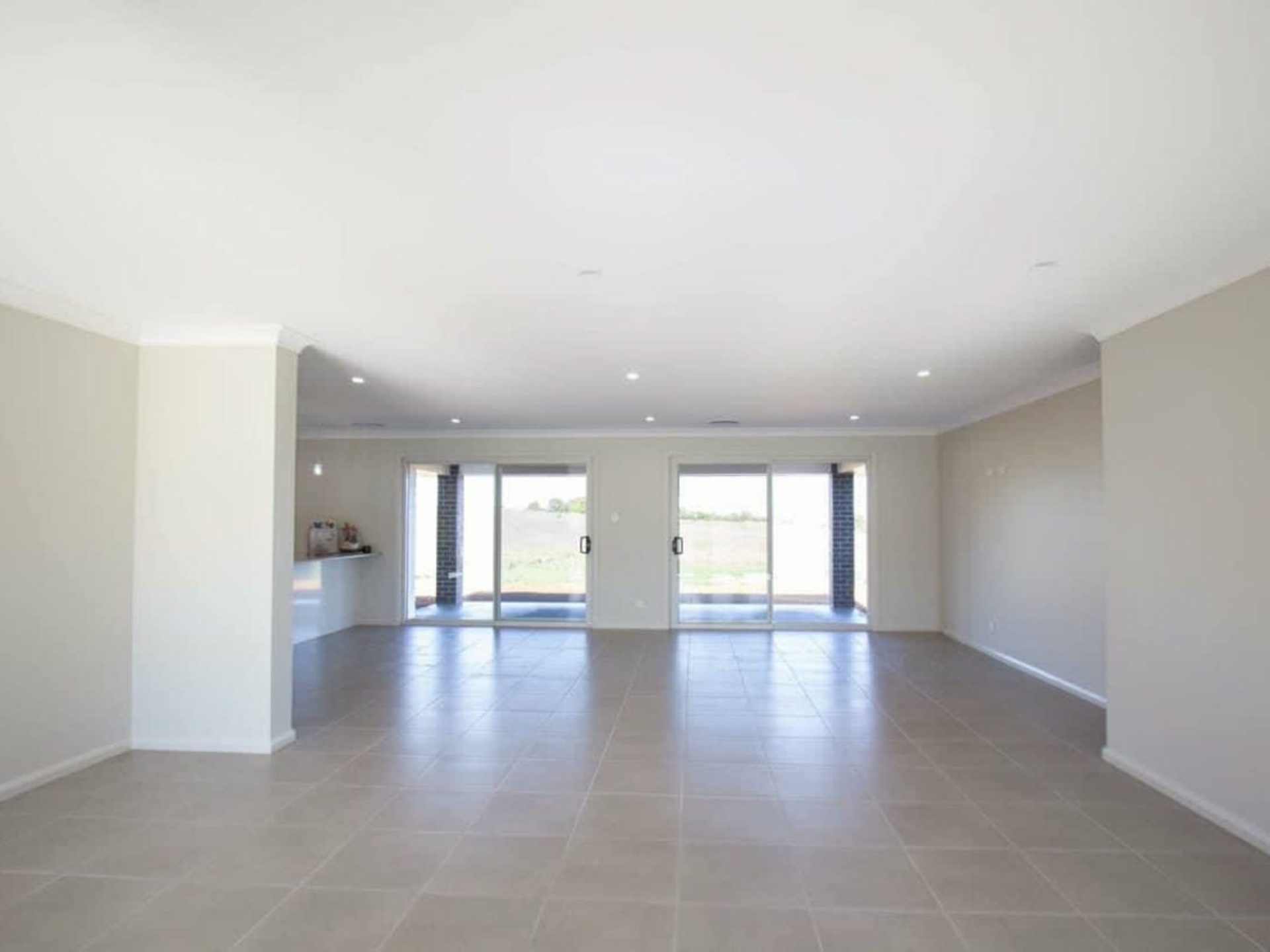 1-189 Henry Lawson Way, YOUNG