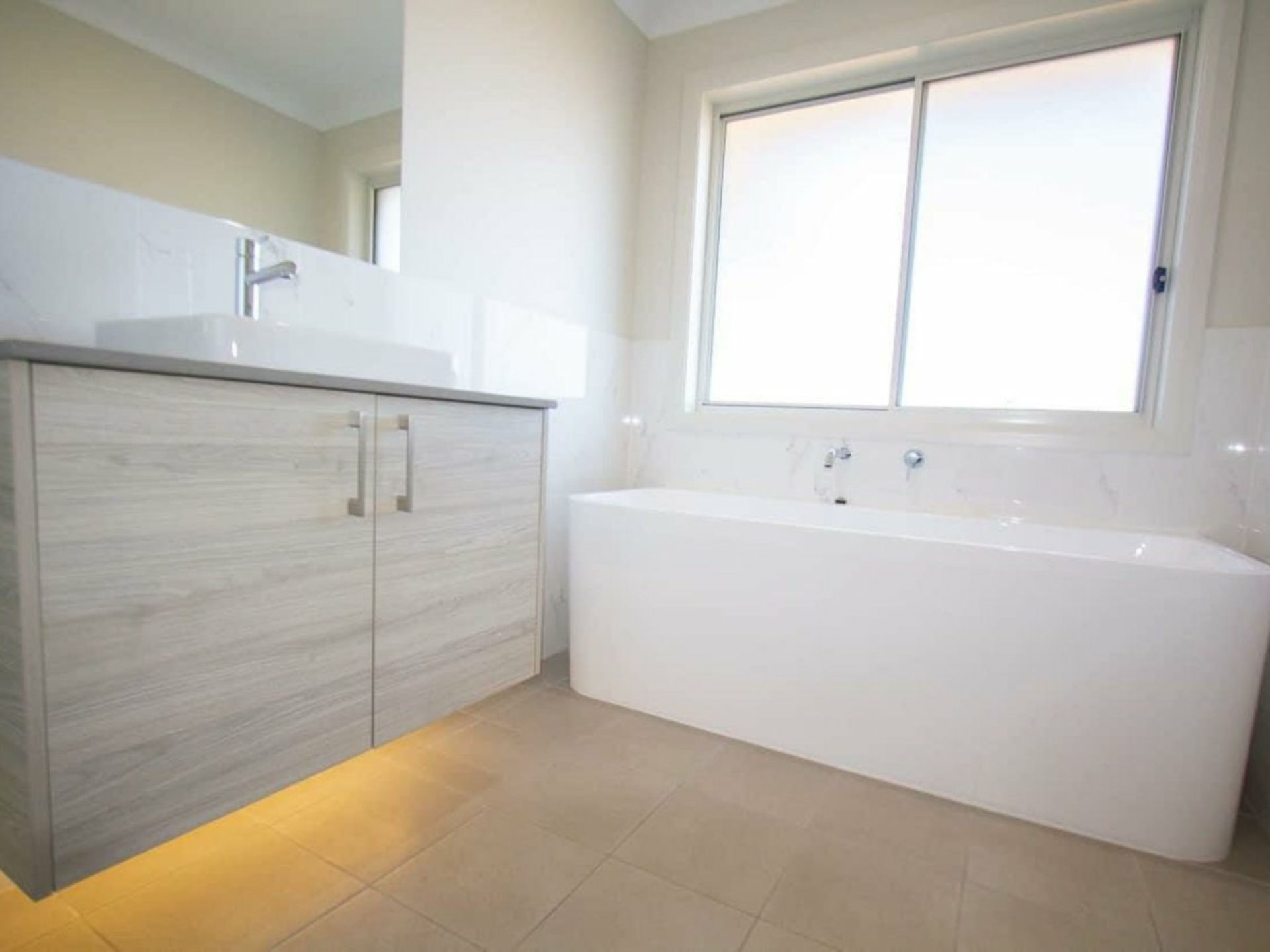 1-189 Henry Lawson Way, YOUNG