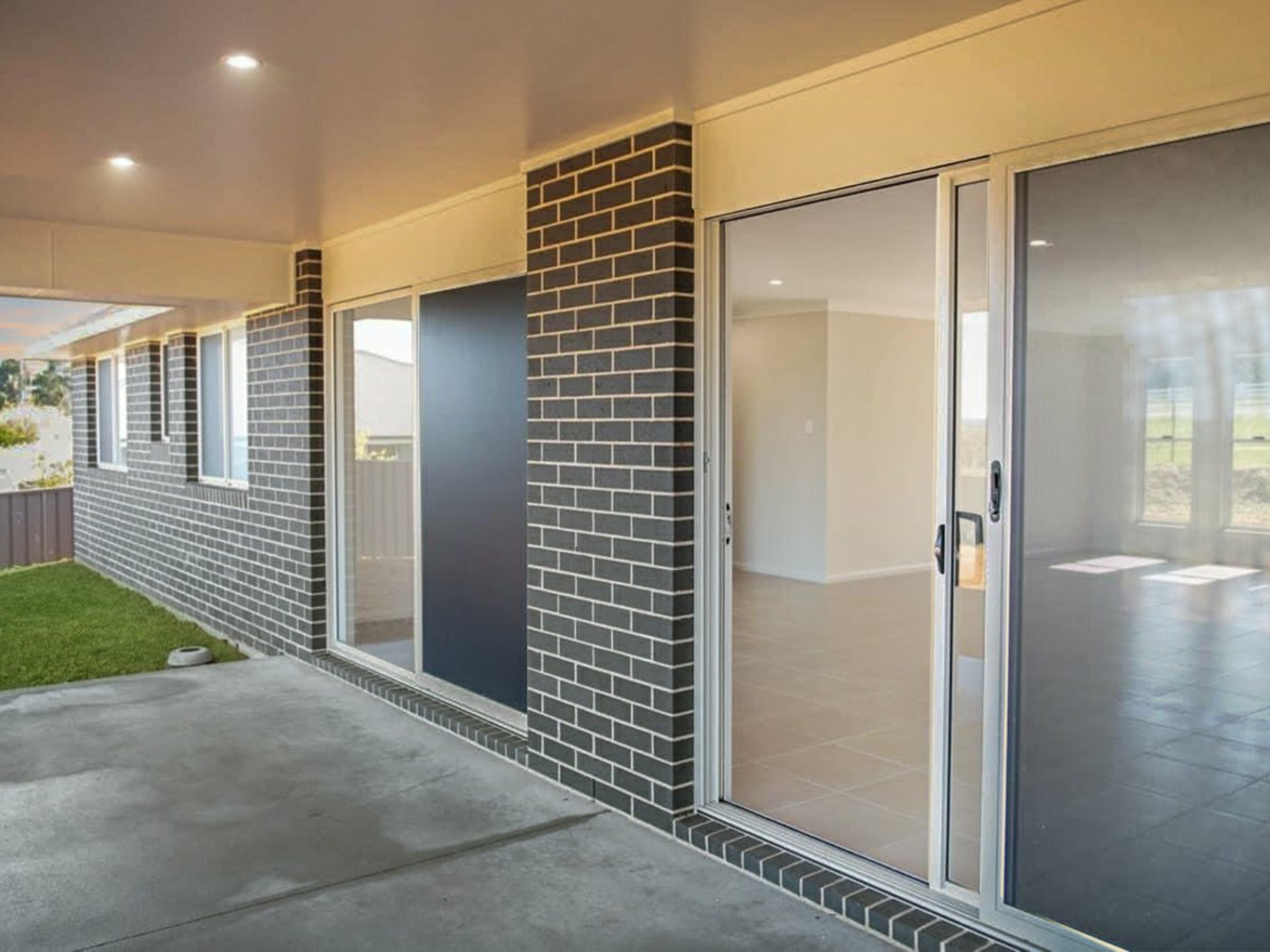 1-189 Henry Lawson Way, YOUNG