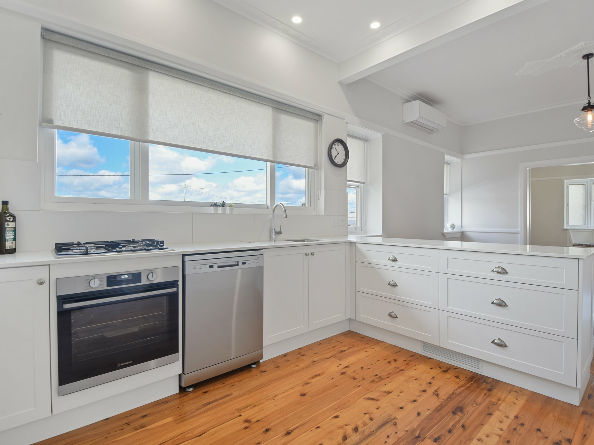 2 Zouch Street, YOUNG