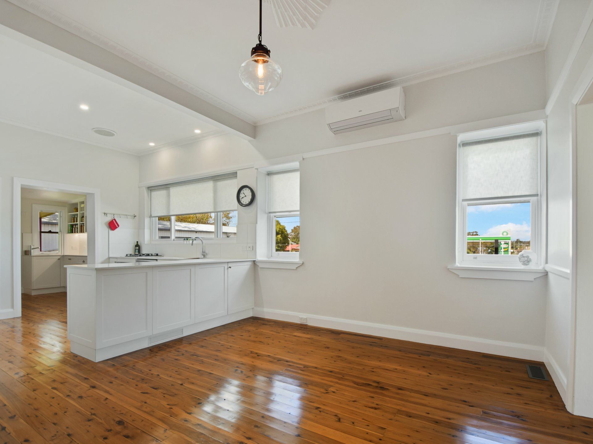 2 Zouch Street, YOUNG