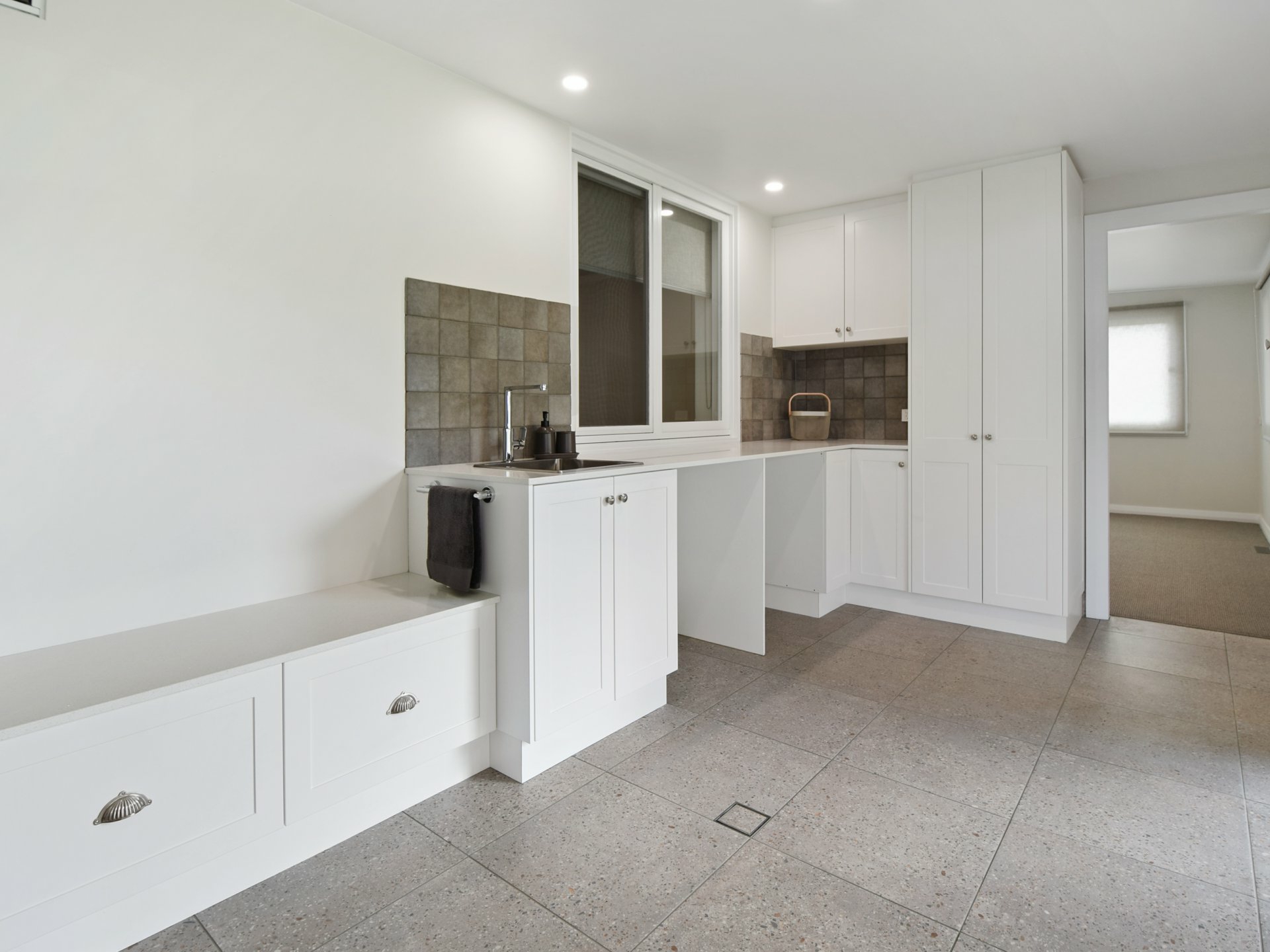 2 Zouch Street, YOUNG