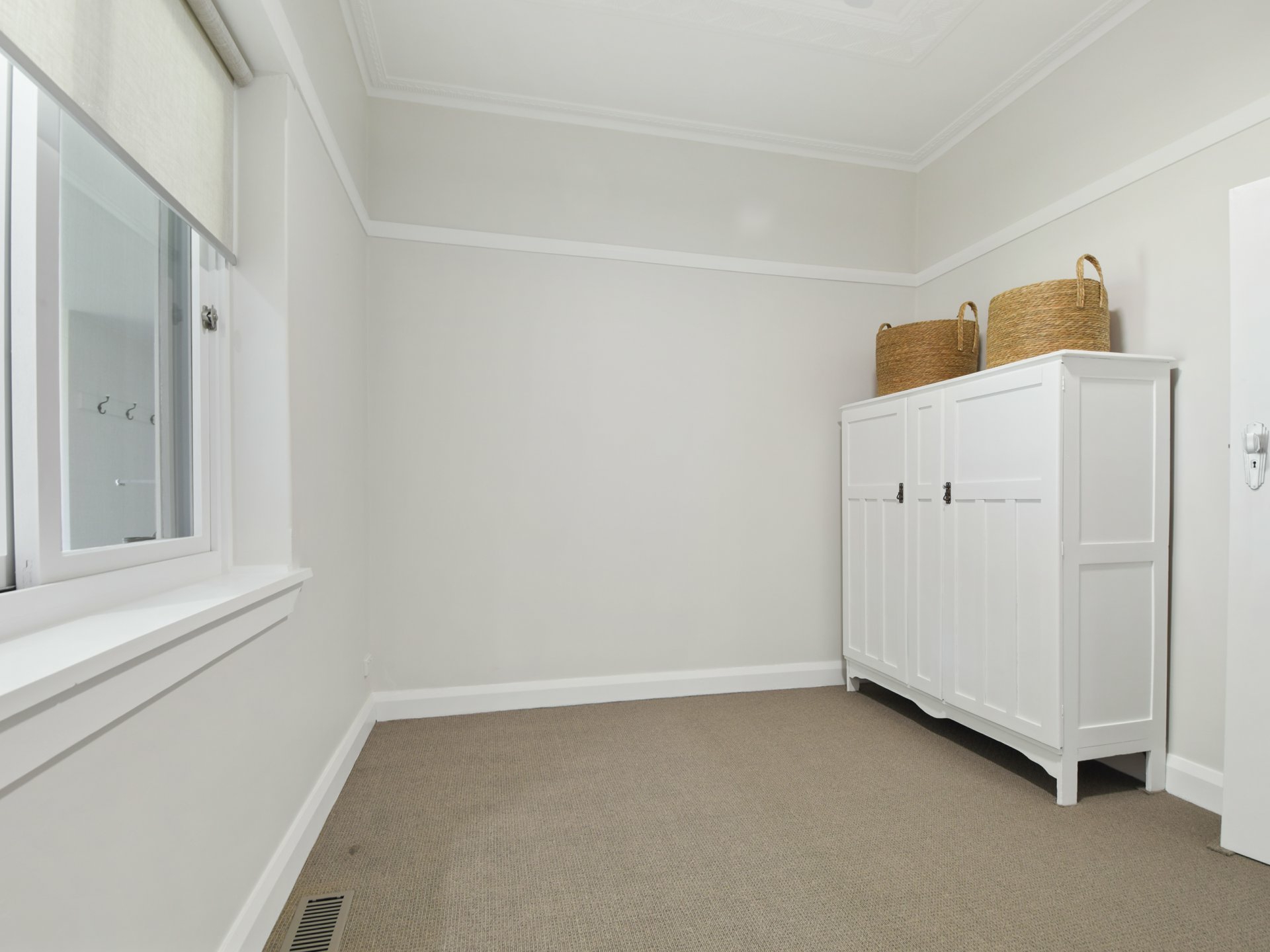 2 Zouch Street, YOUNG
