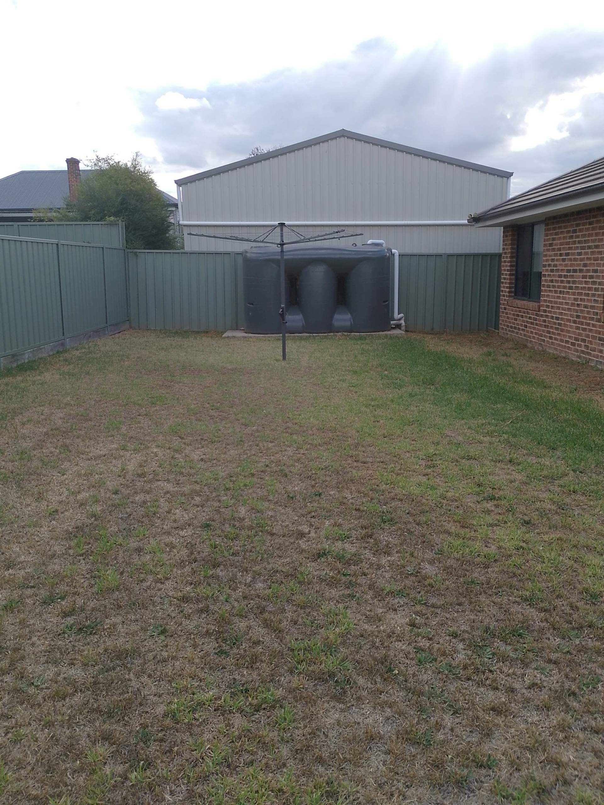 6 Francis Place, YOUNG