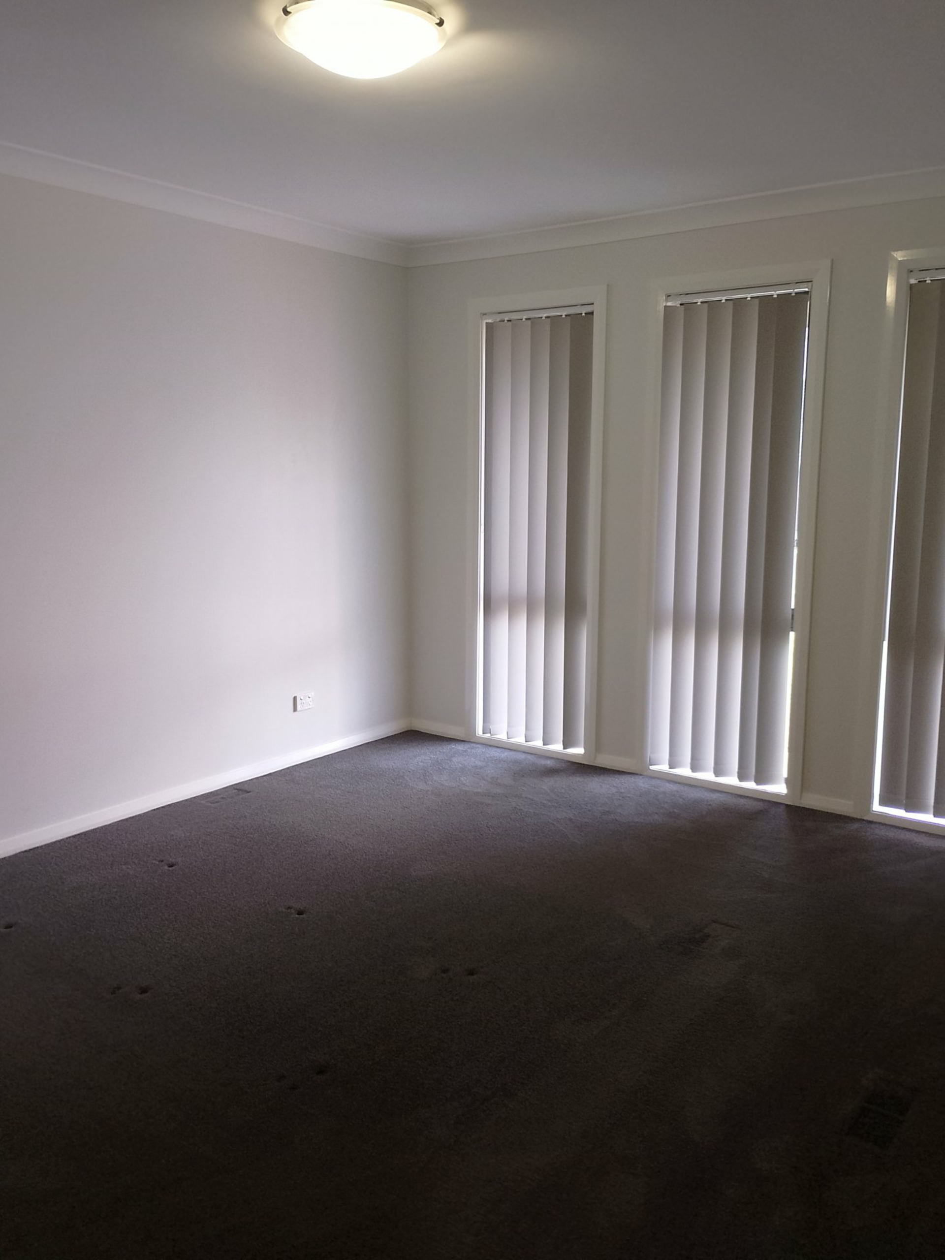 6 Francis Place, YOUNG