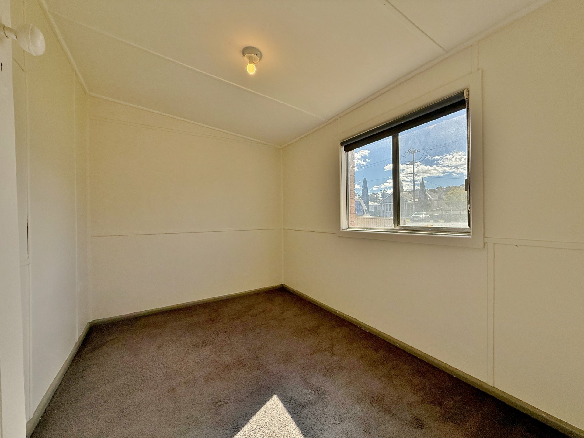 172 Nasmyth Street, YOUNG