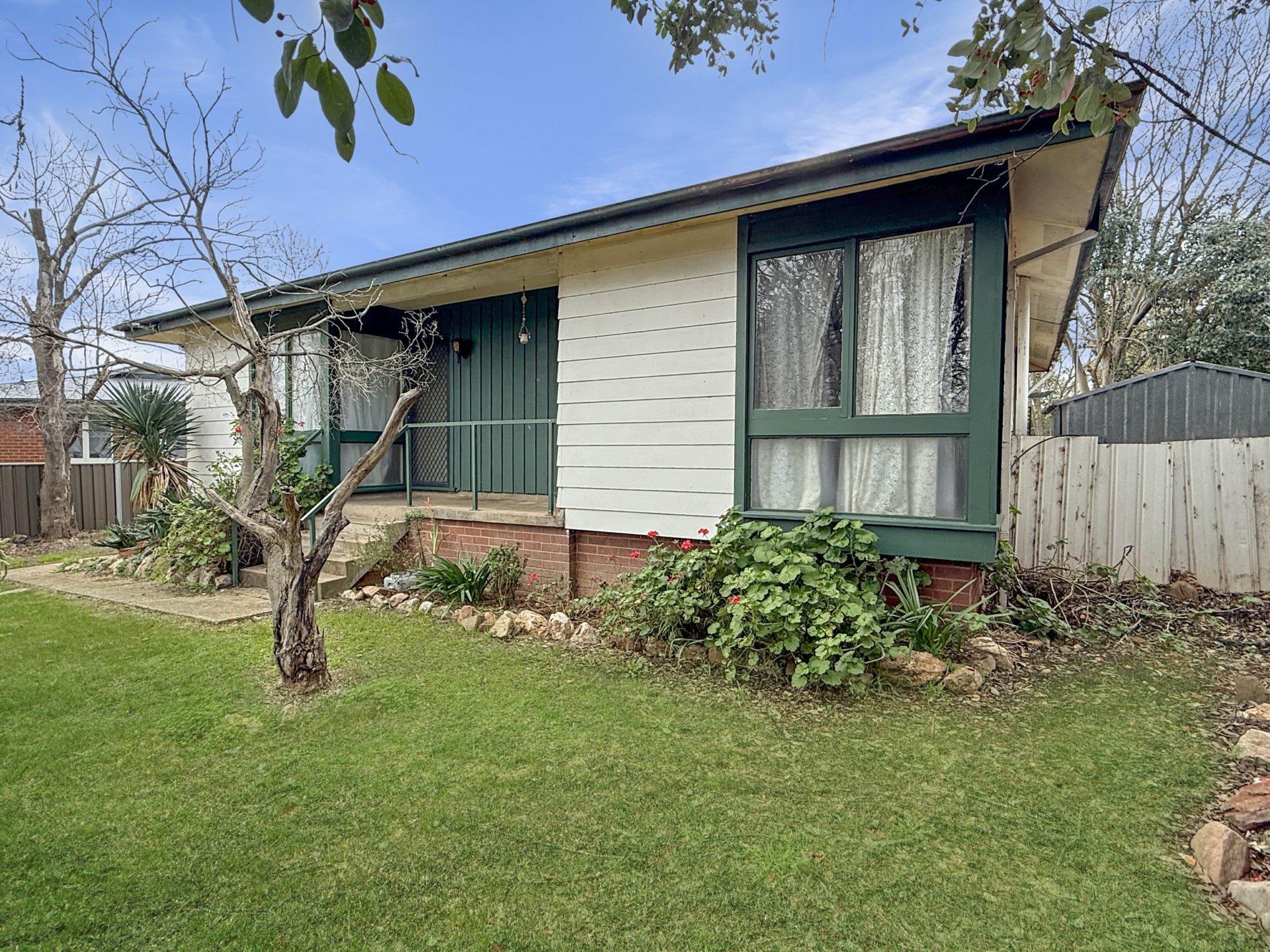 9 Crowther Street — photo 3 of 16