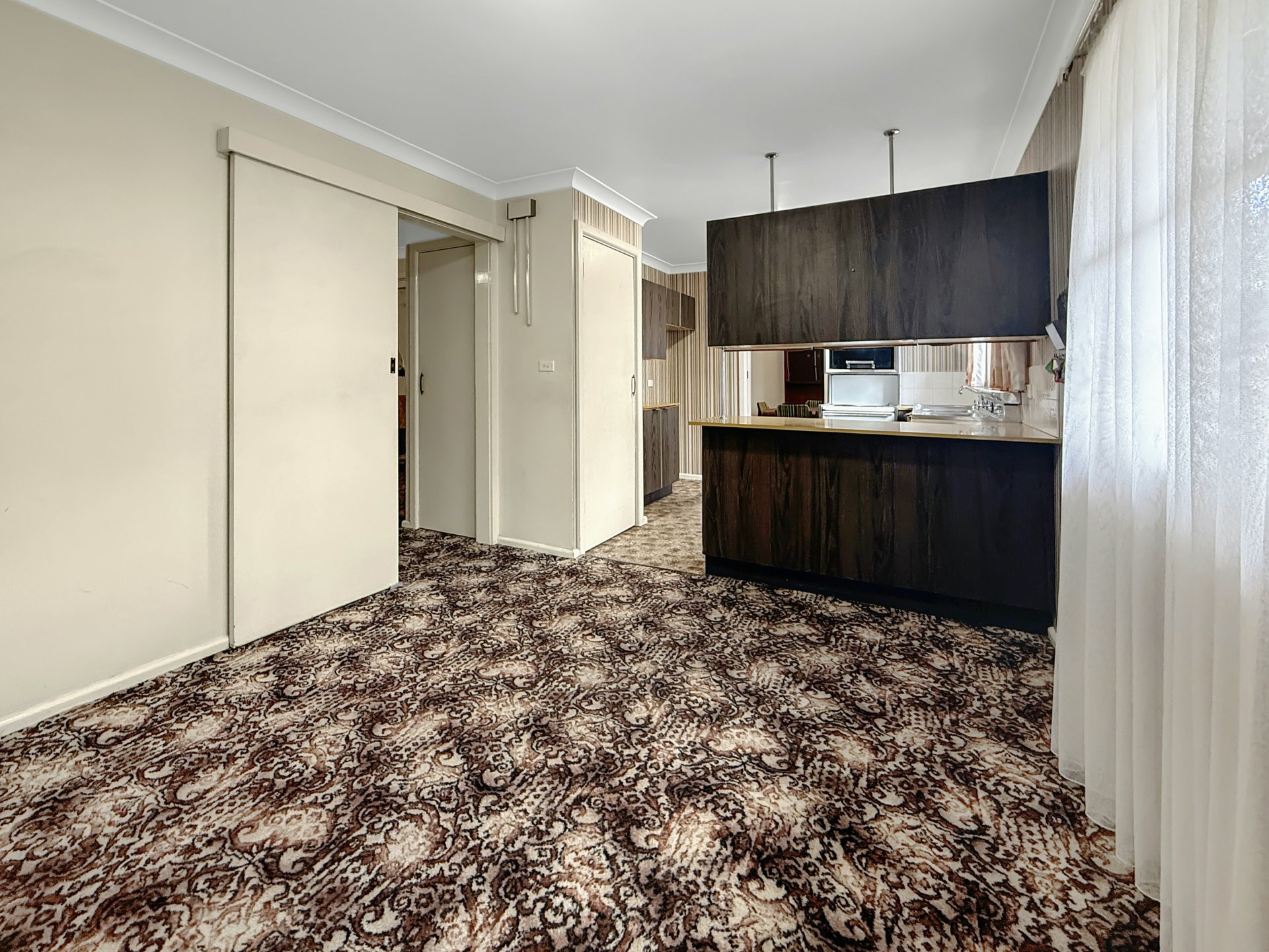 218 William Street — photo 13 of 27