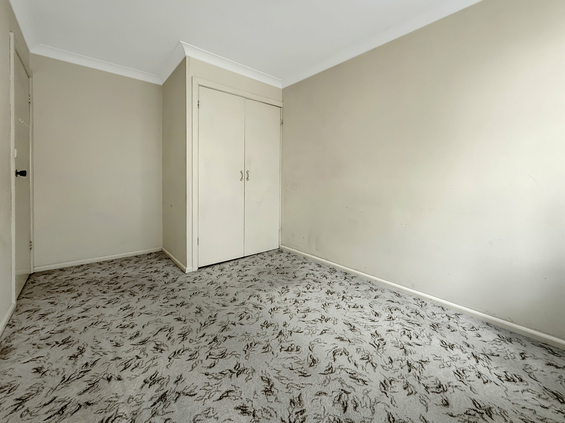 218 William Street — photo 19 of 27