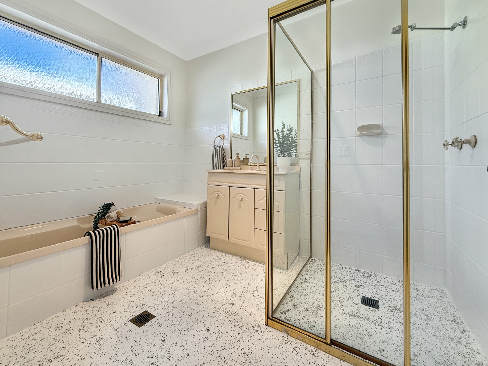 19 Pineview Circuit — photo 16 of 24