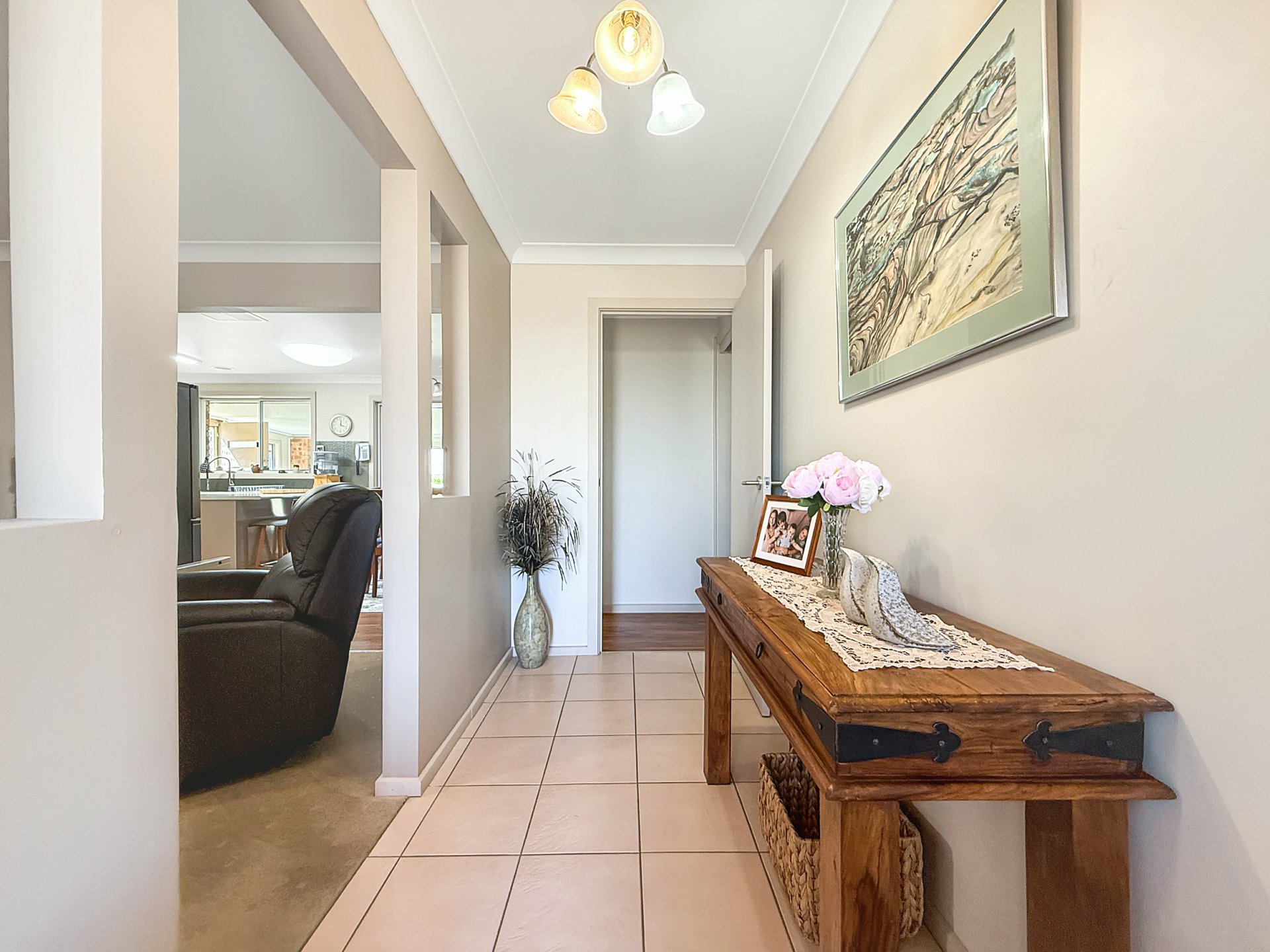46 Pineview Circuit — photo 11 of 25
