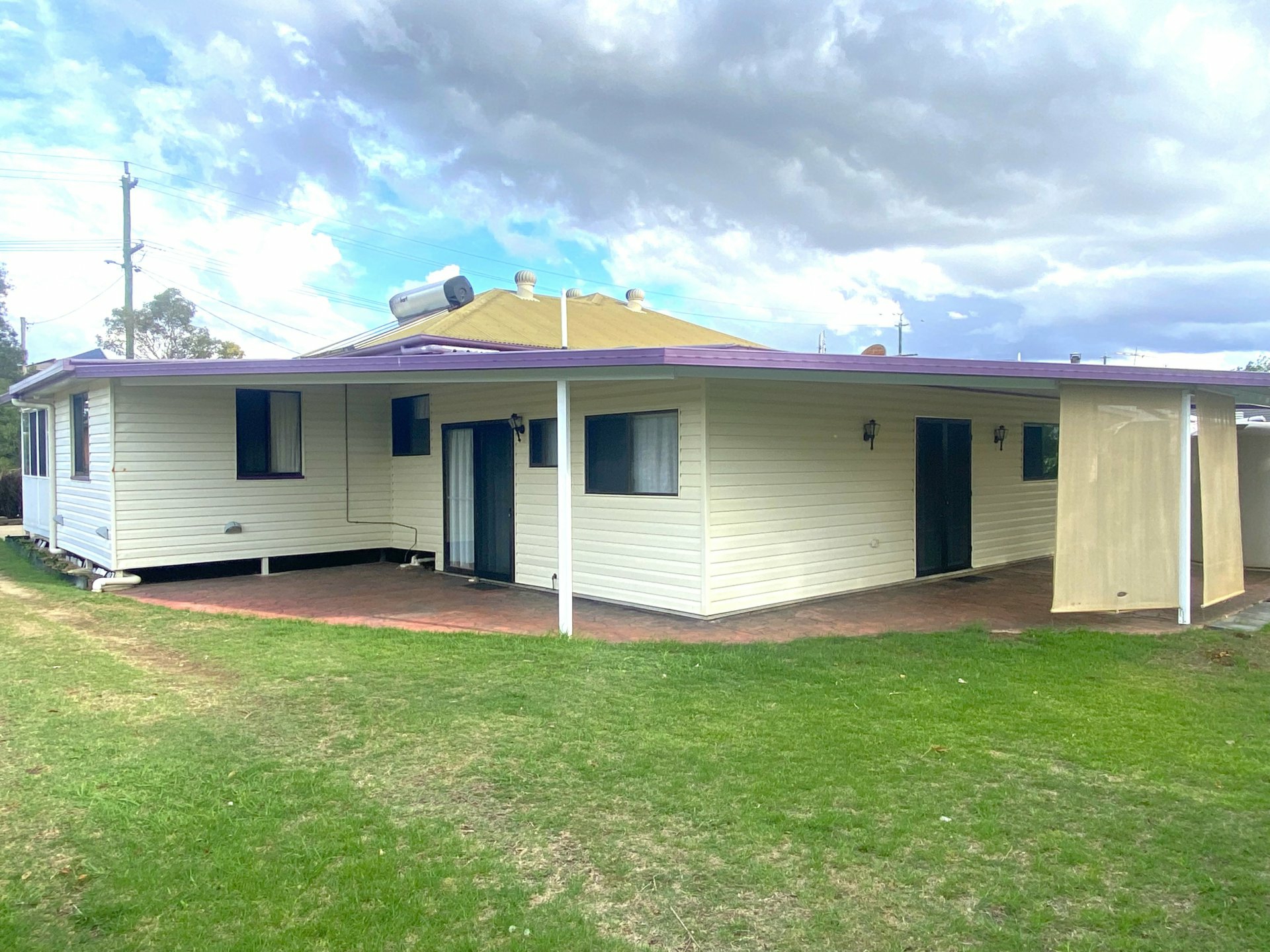 39 Hodge Street, KINGAROY
