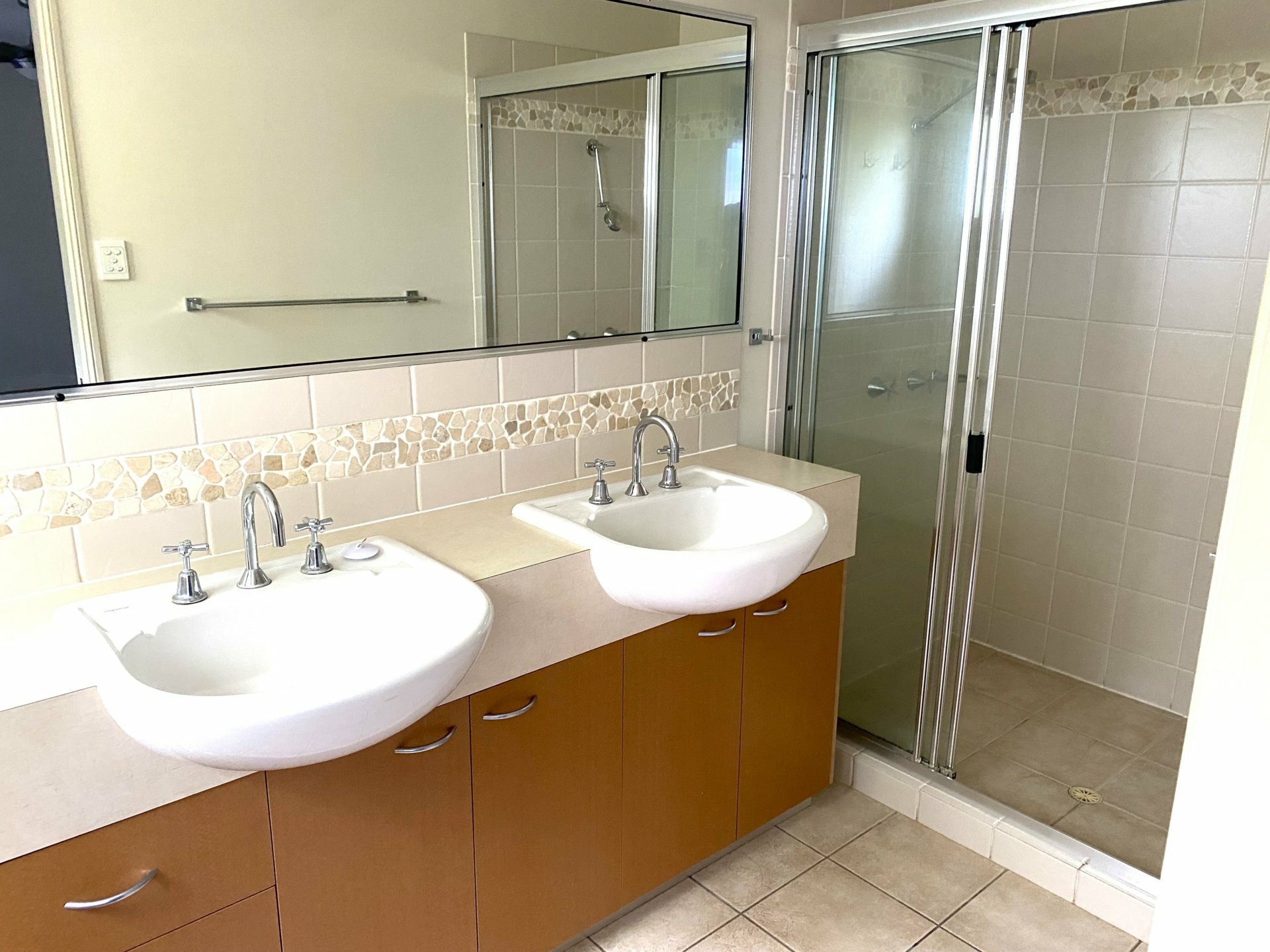 3 Wattle Street, KINGAROY
