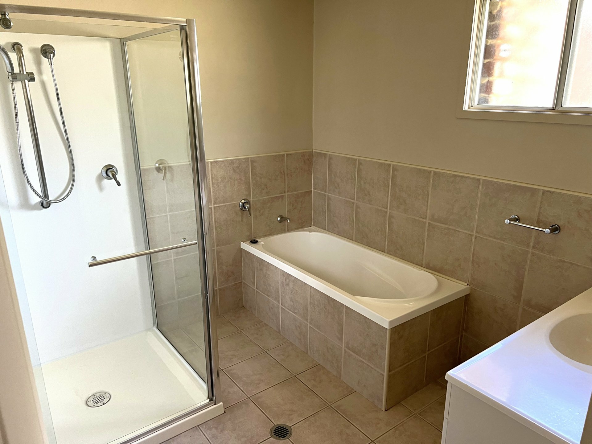 87 Phipps Street West — photo 11 of 28