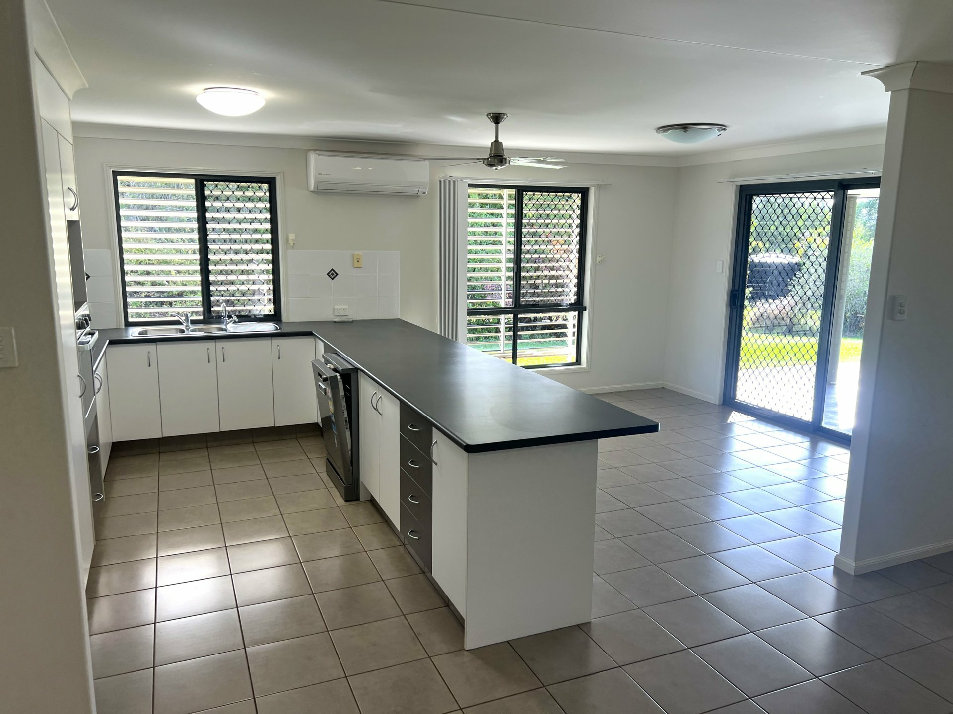 53-55 Macauley Drive — photo 3 of 25