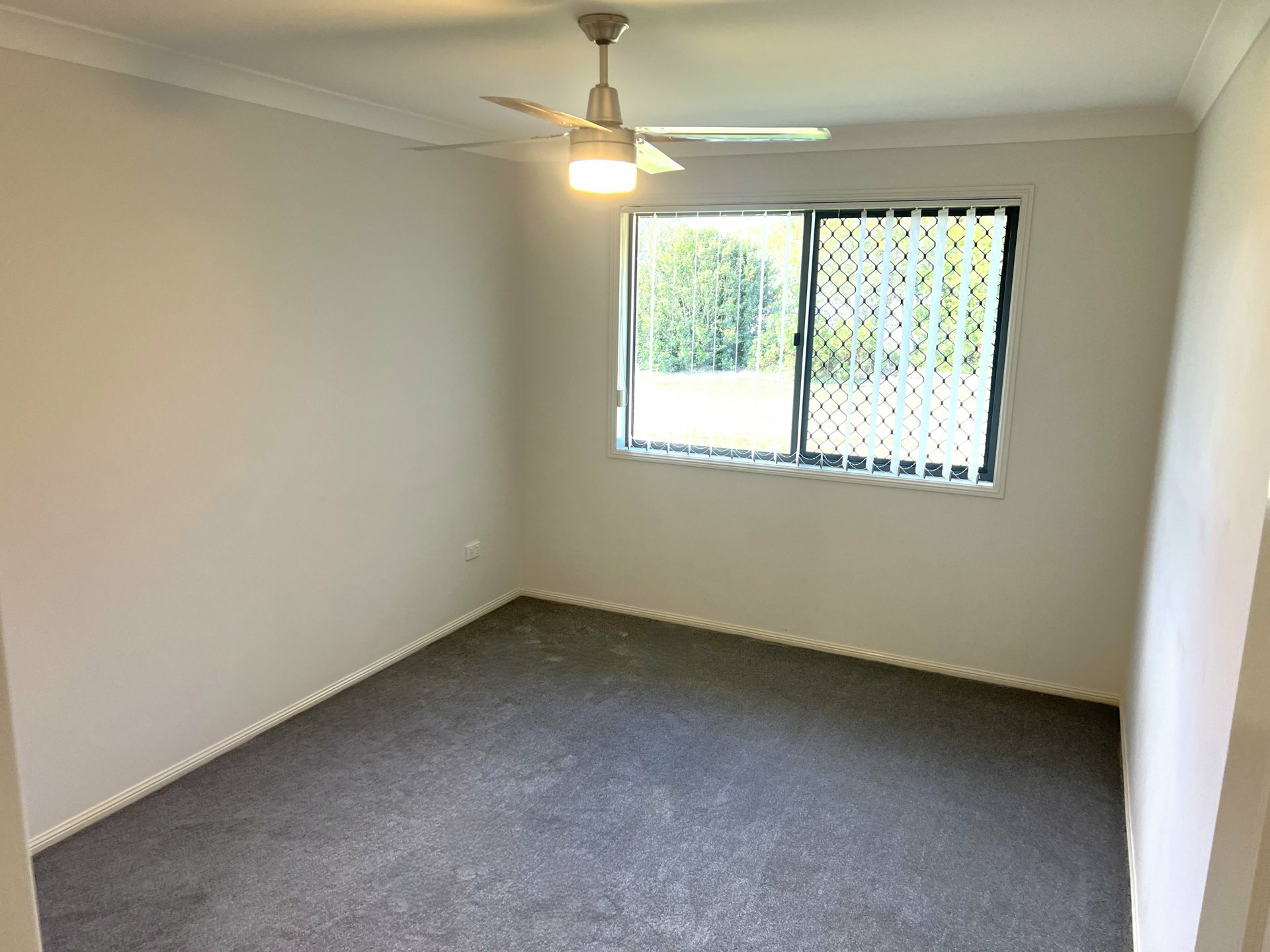 53-55 Macauley Drive — photo 14 of 25