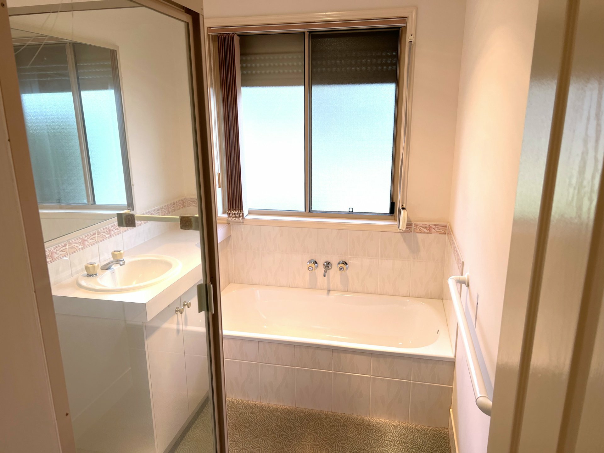 9 Banksia Drive — photo 12 of 15