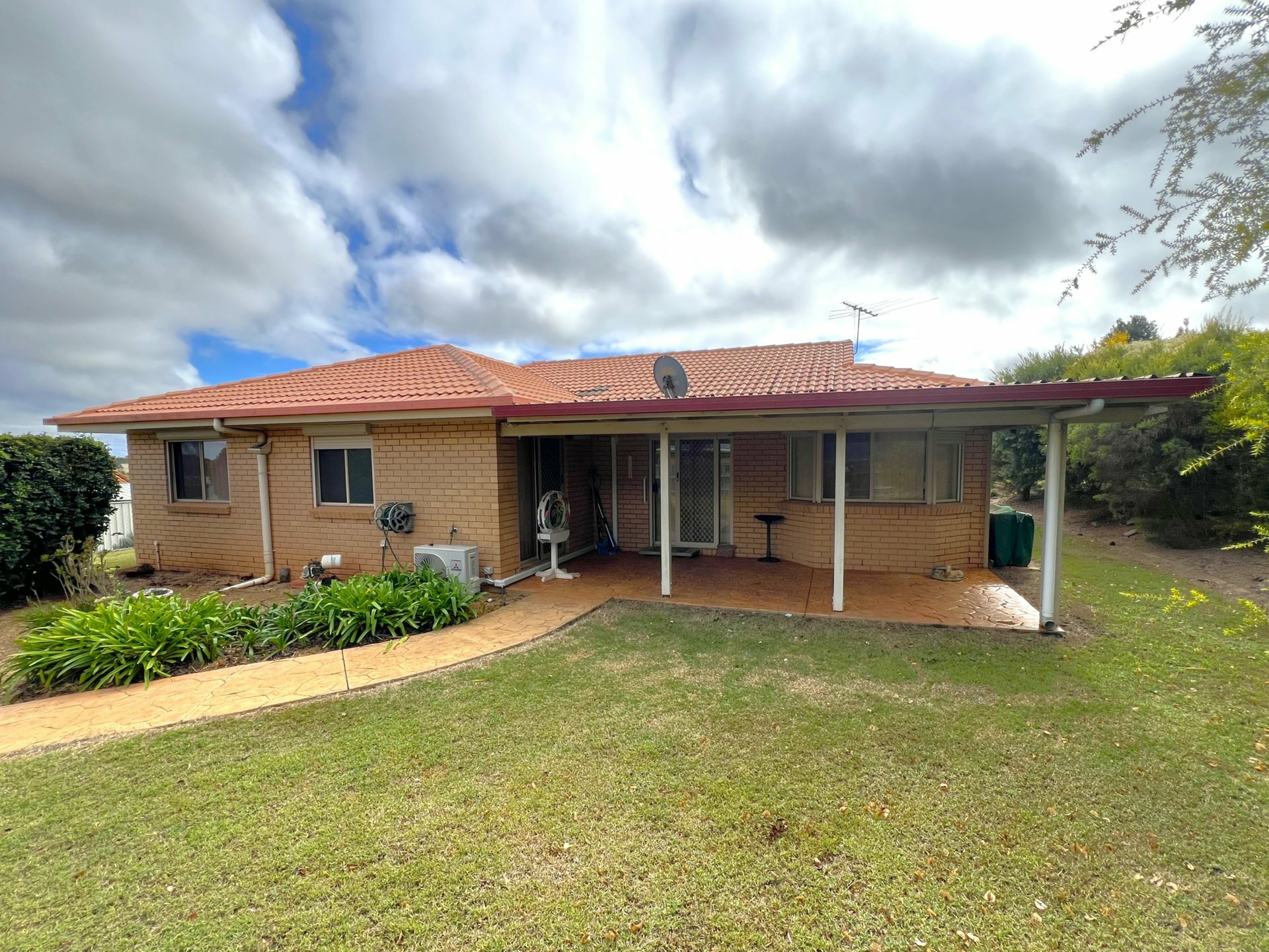 9 Banksia Drive — photo 13 of 15