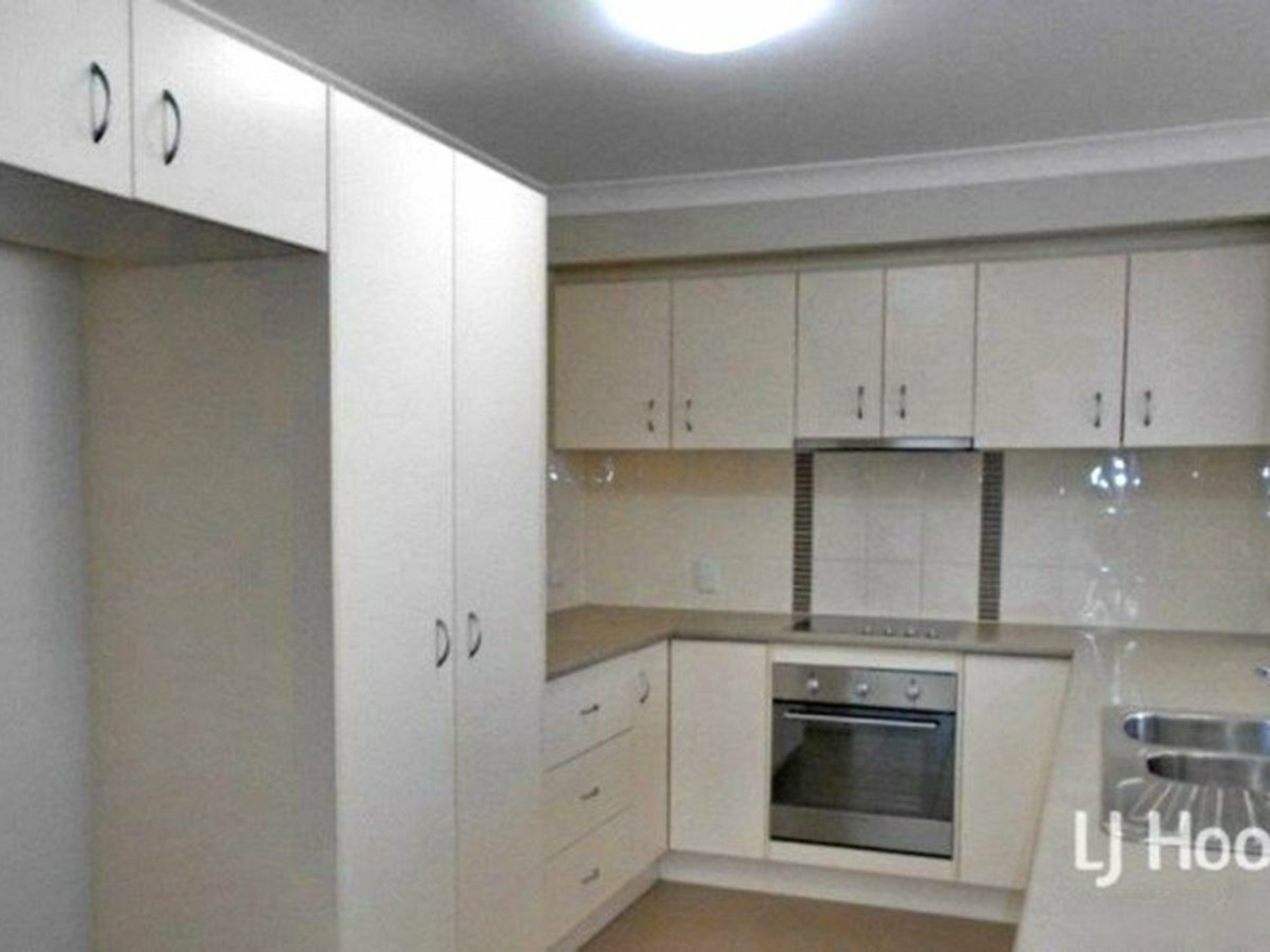 2 Clark Close — photo 2 of 11
