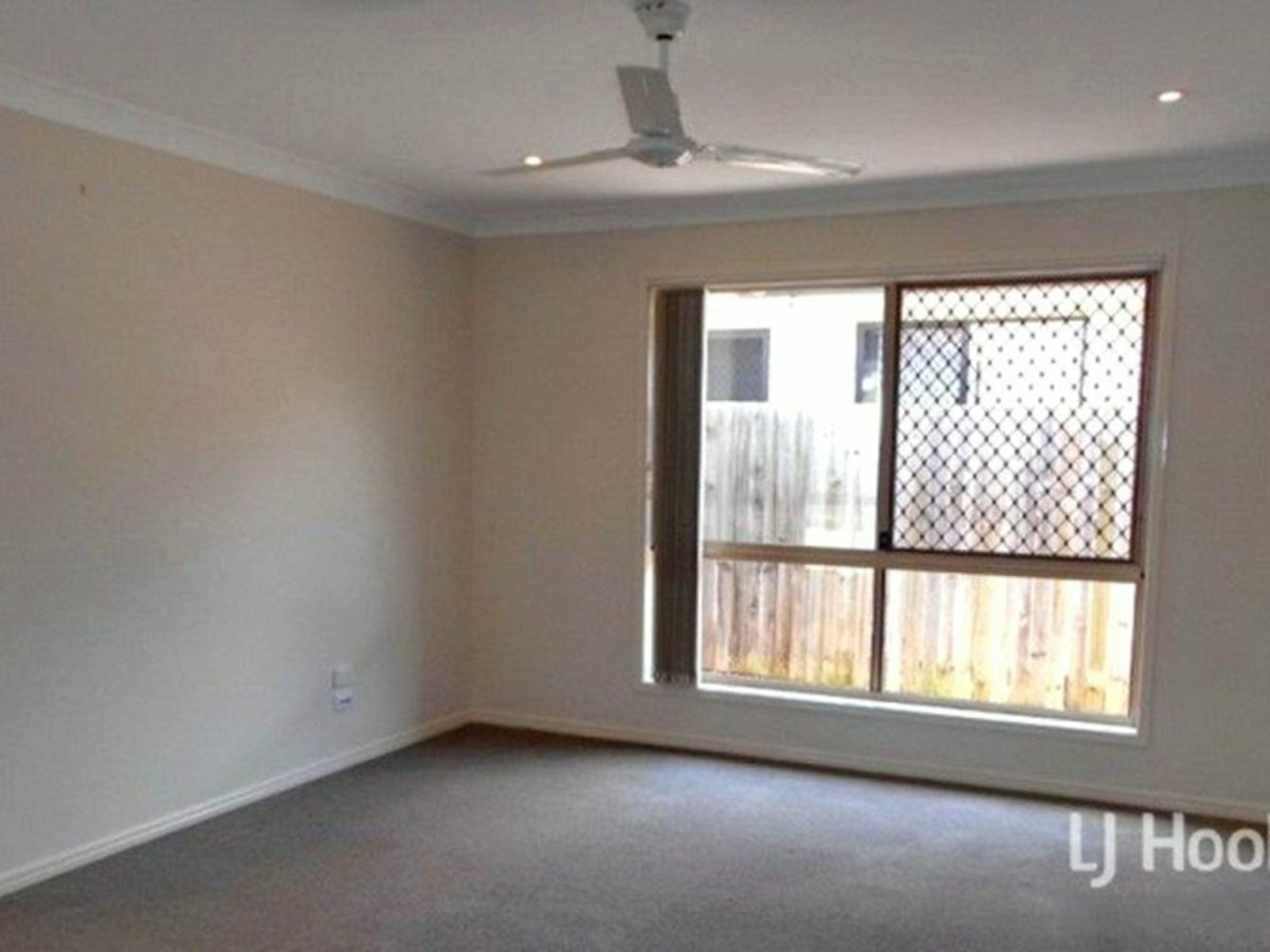 2 Clark Close — photo 3 of 11