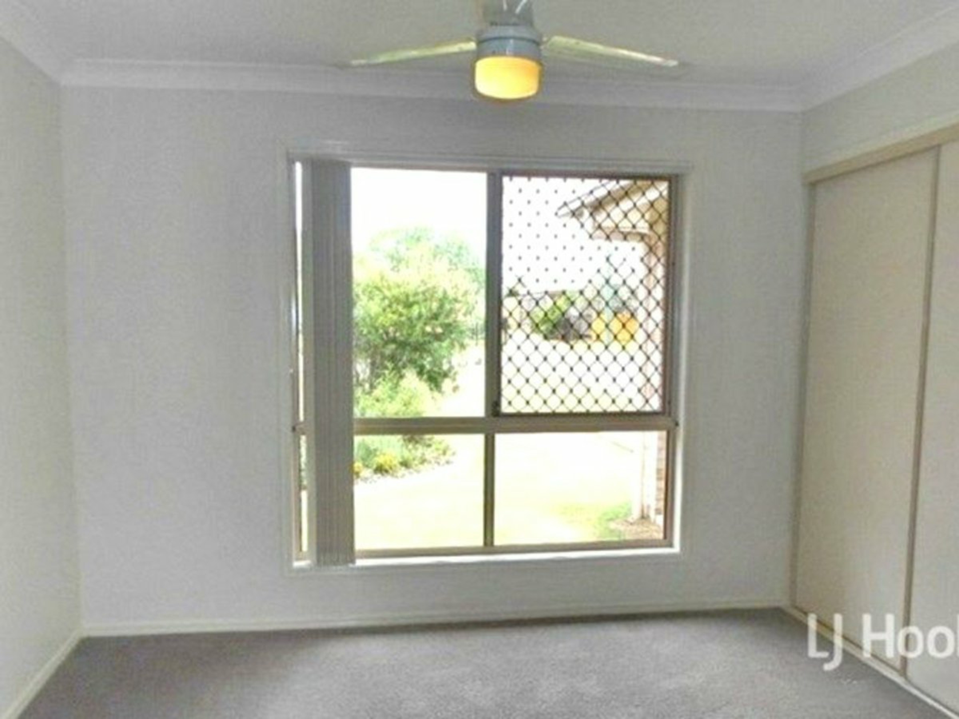 2 Clark Close — photo 6 of 11