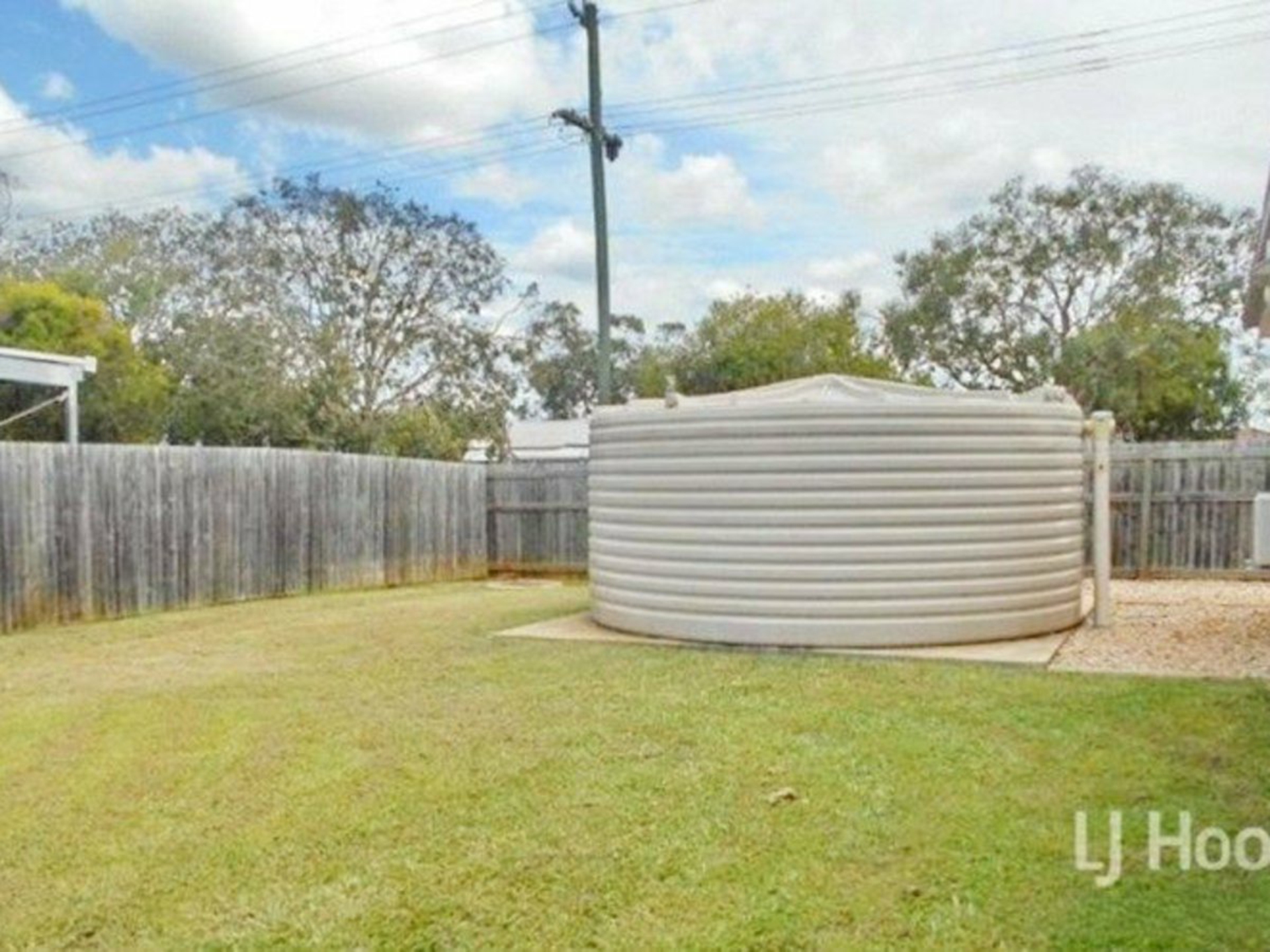 2 Clark Close — photo 11 of 11