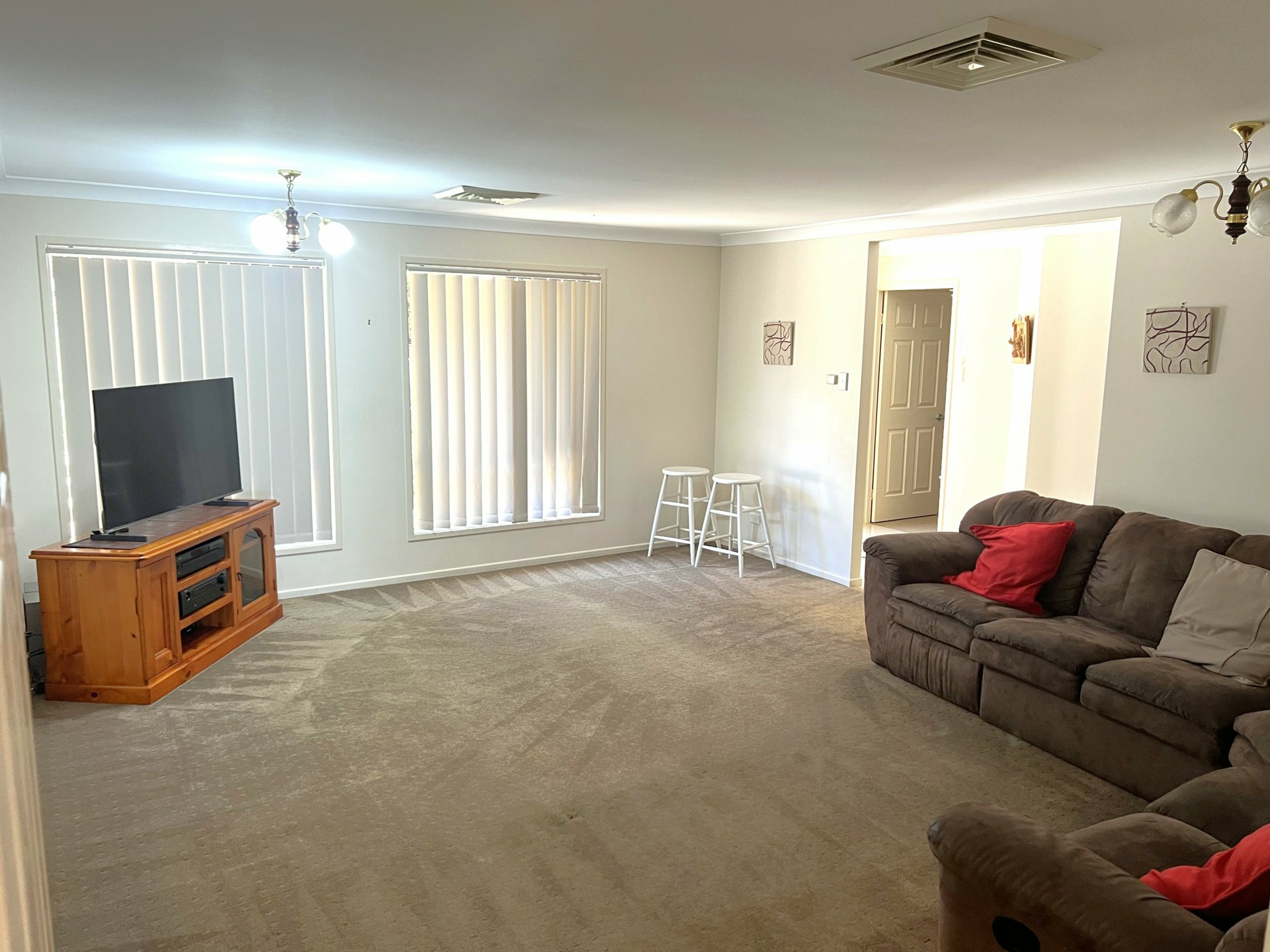 82 Moore Street — photo 2 of 20