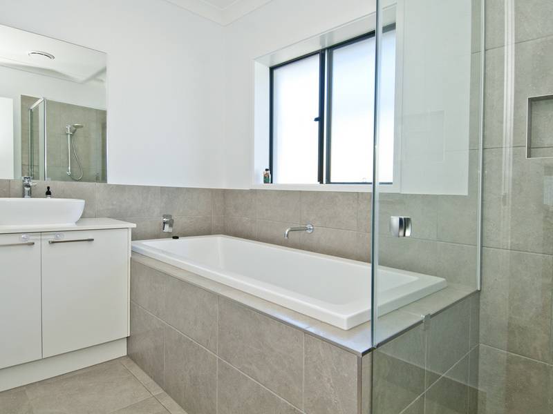 15 Challenger Way, COOMERA