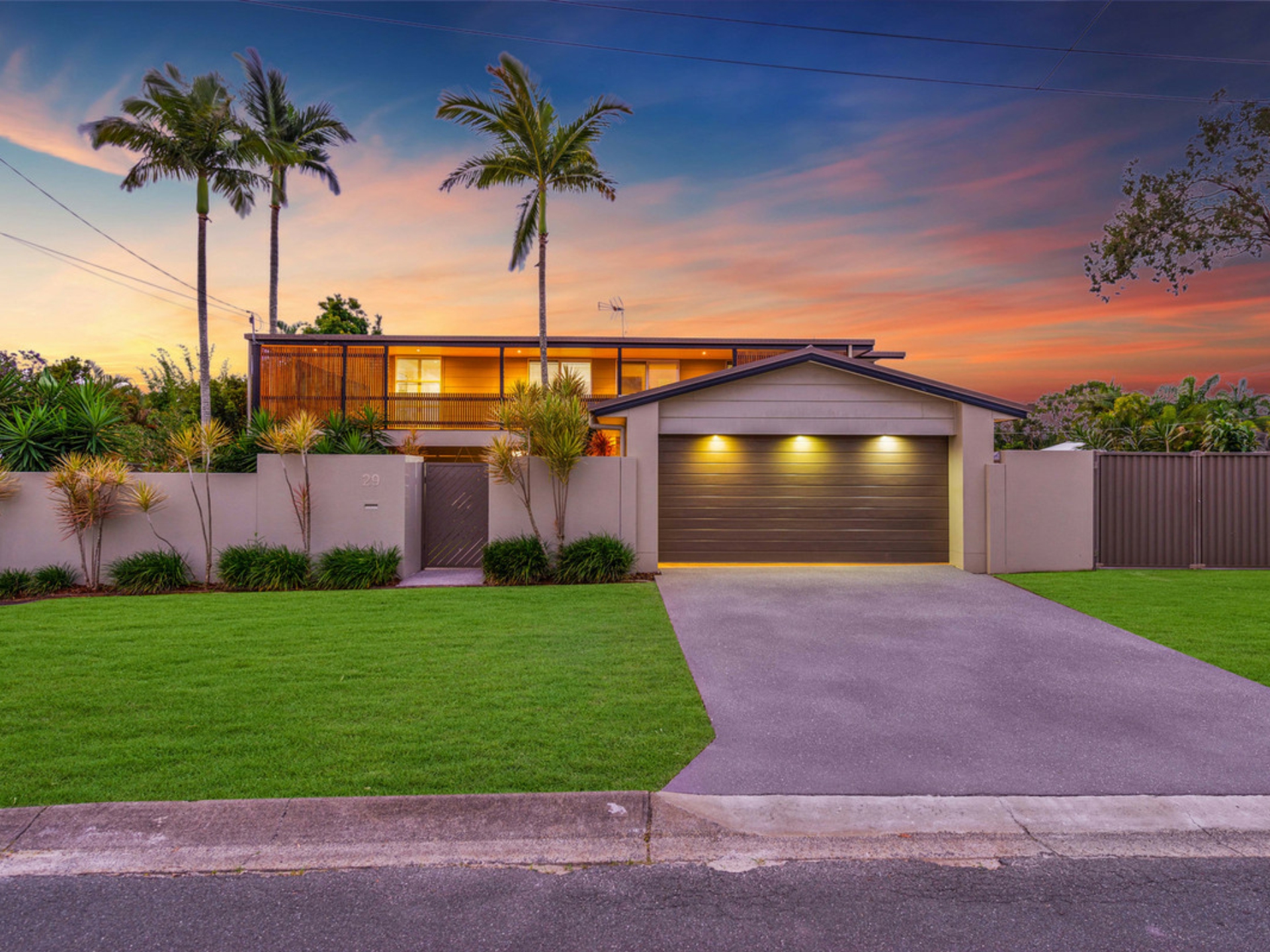 29 Akoonah Street, HOPE ISLAND