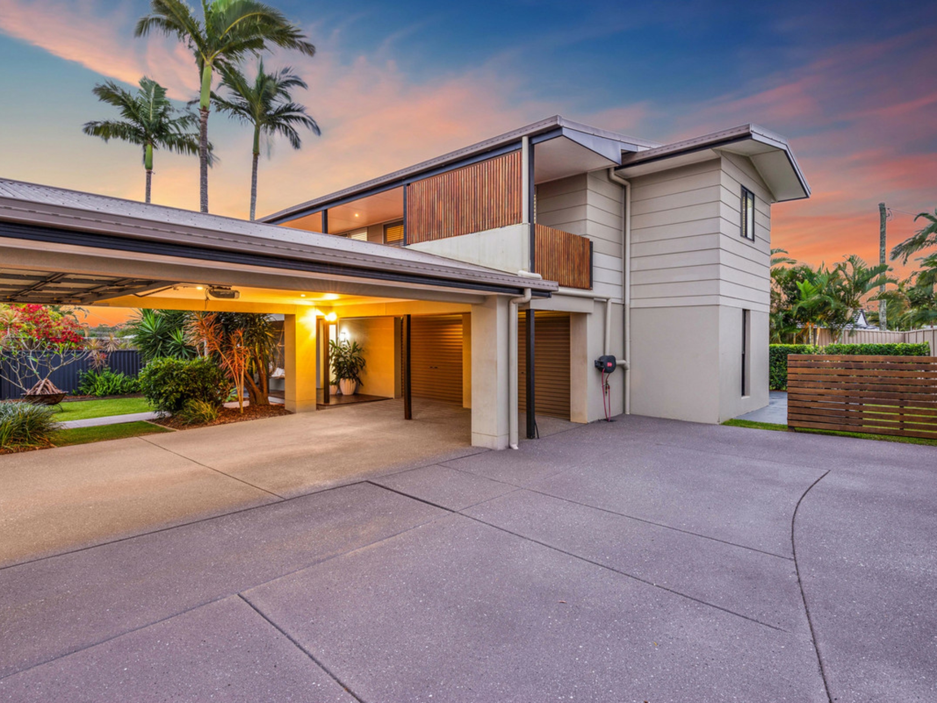 29 Akoonah Street, HOPE ISLAND