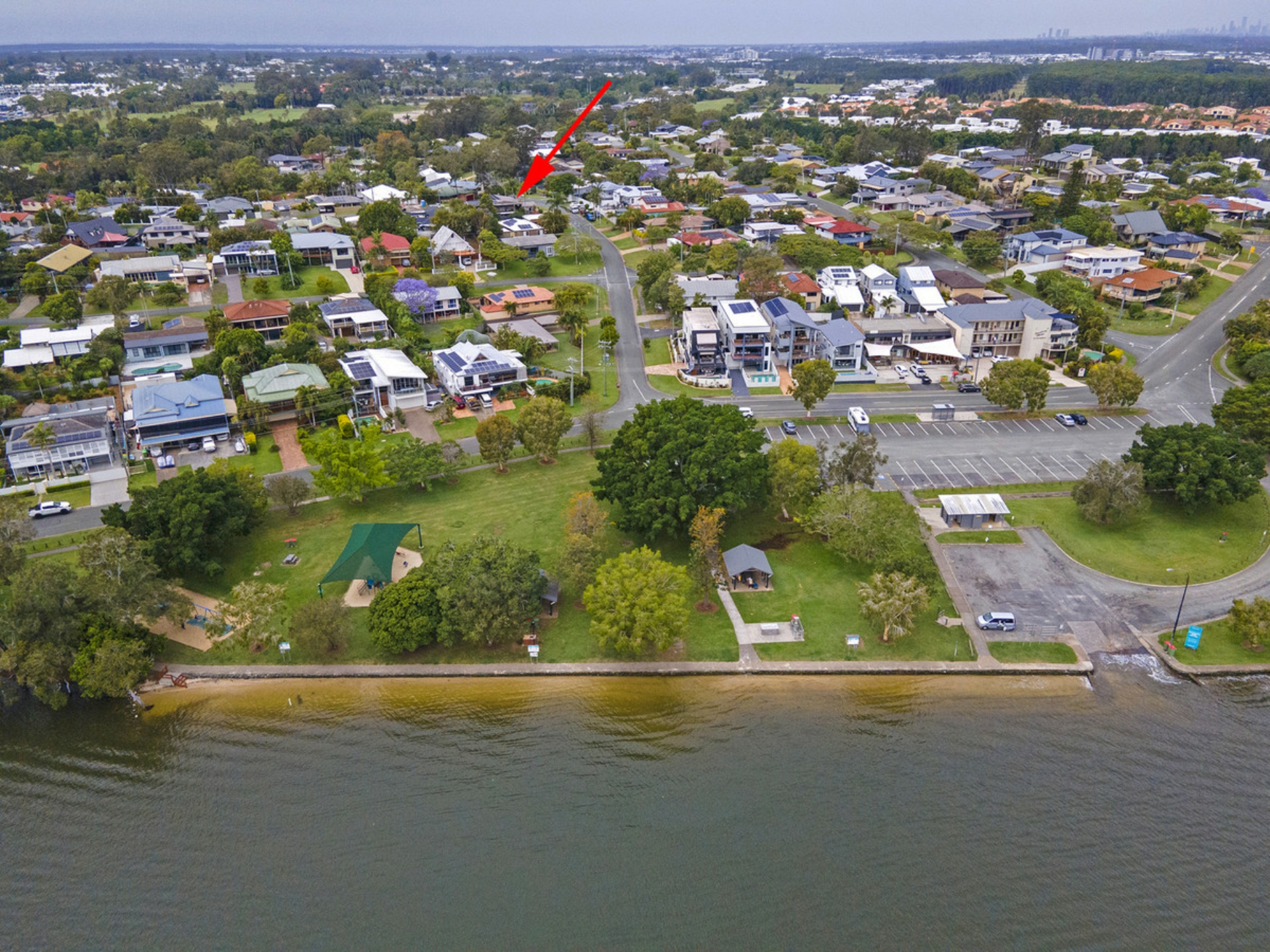 29 Akoonah Street, HOPE ISLAND