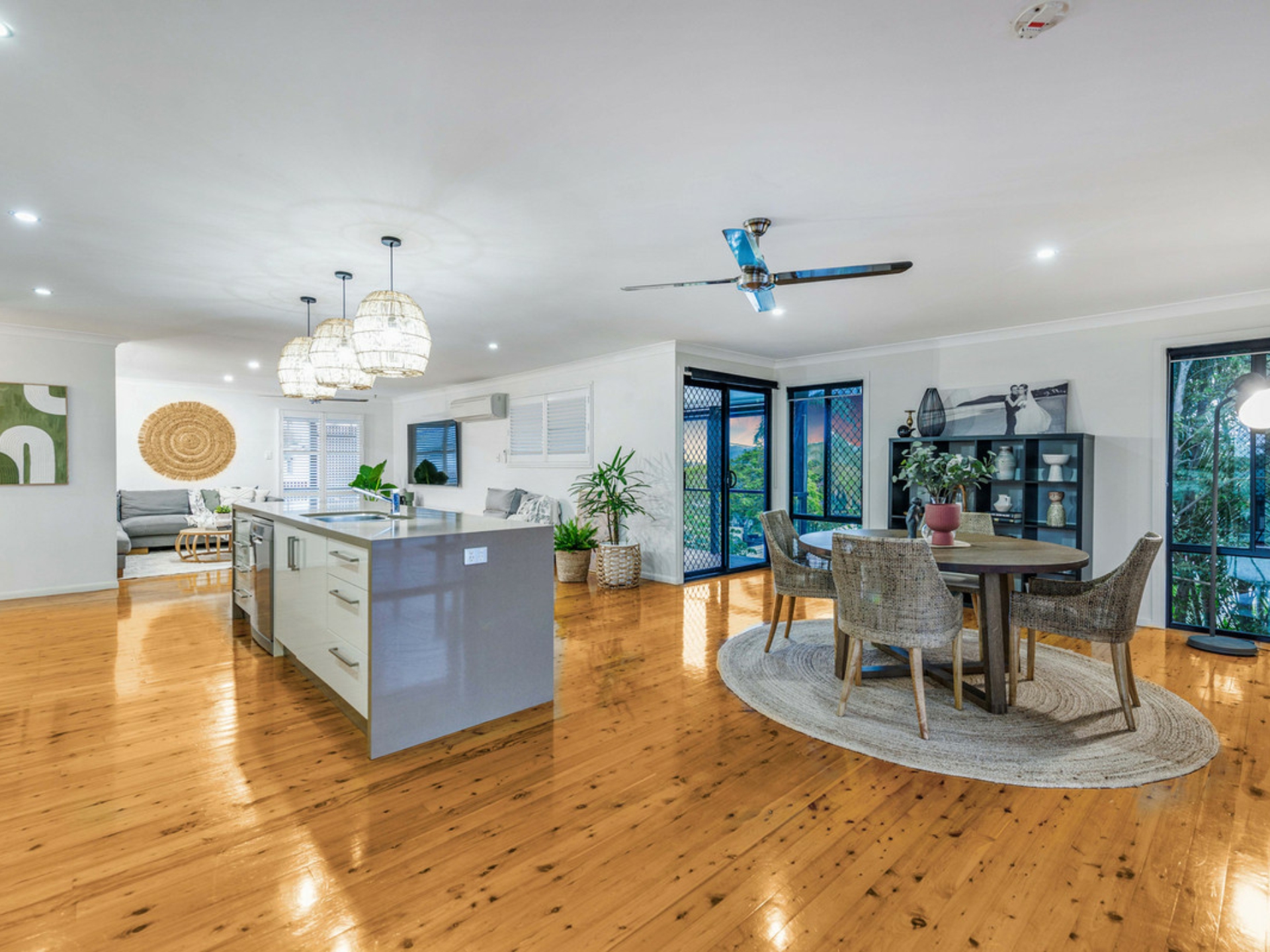 29 Akoonah Street, HOPE ISLAND