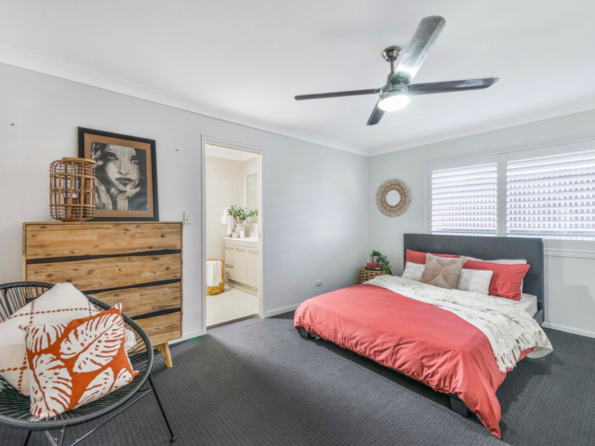 29 Akoonah Street, HOPE ISLAND