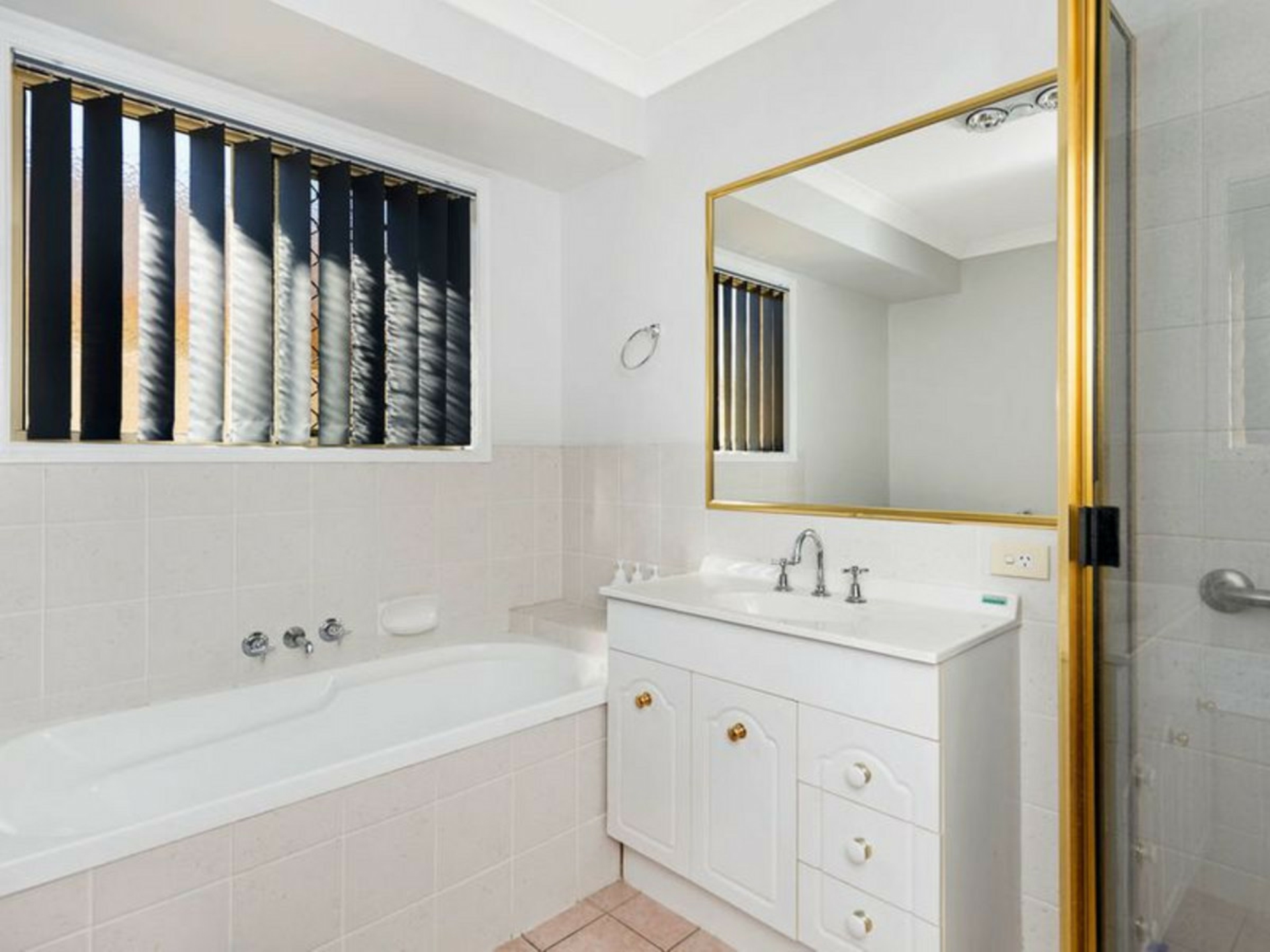 4 Ireland Way, UPPER COOMERA