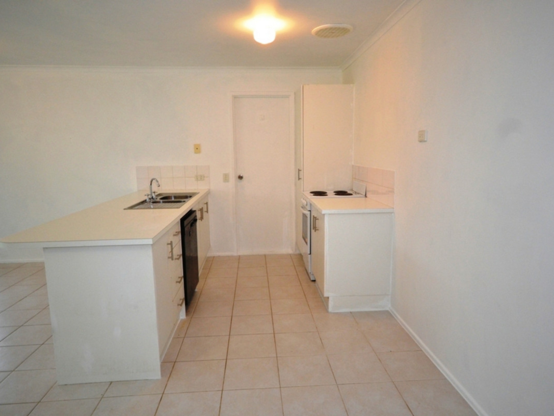 1/7 Cinema Street, OXENFORD