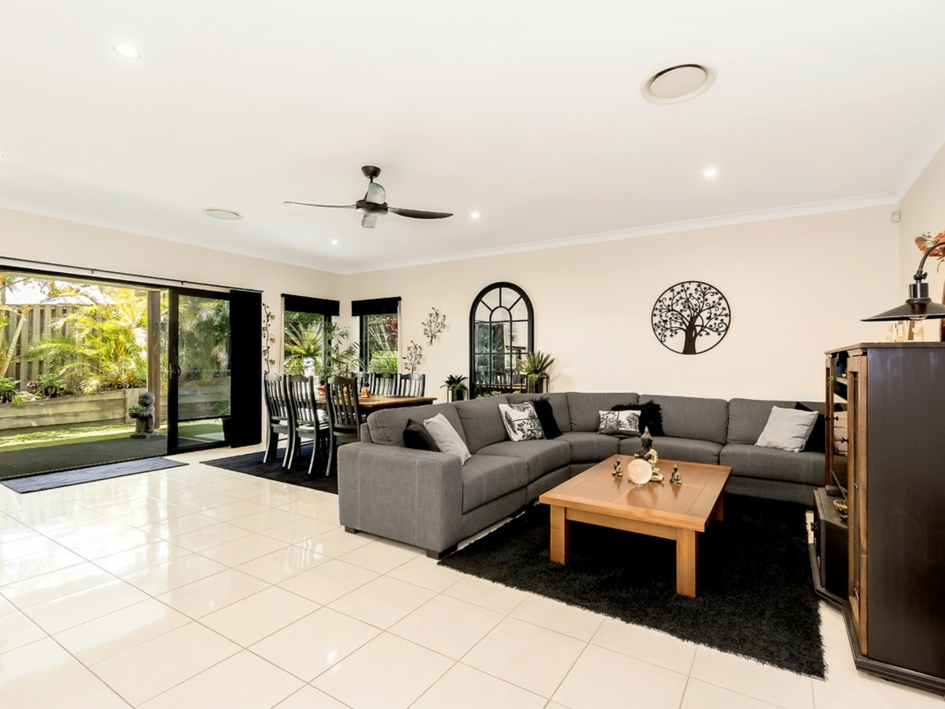 14 Boambillee Drive, COOMERA WATERS