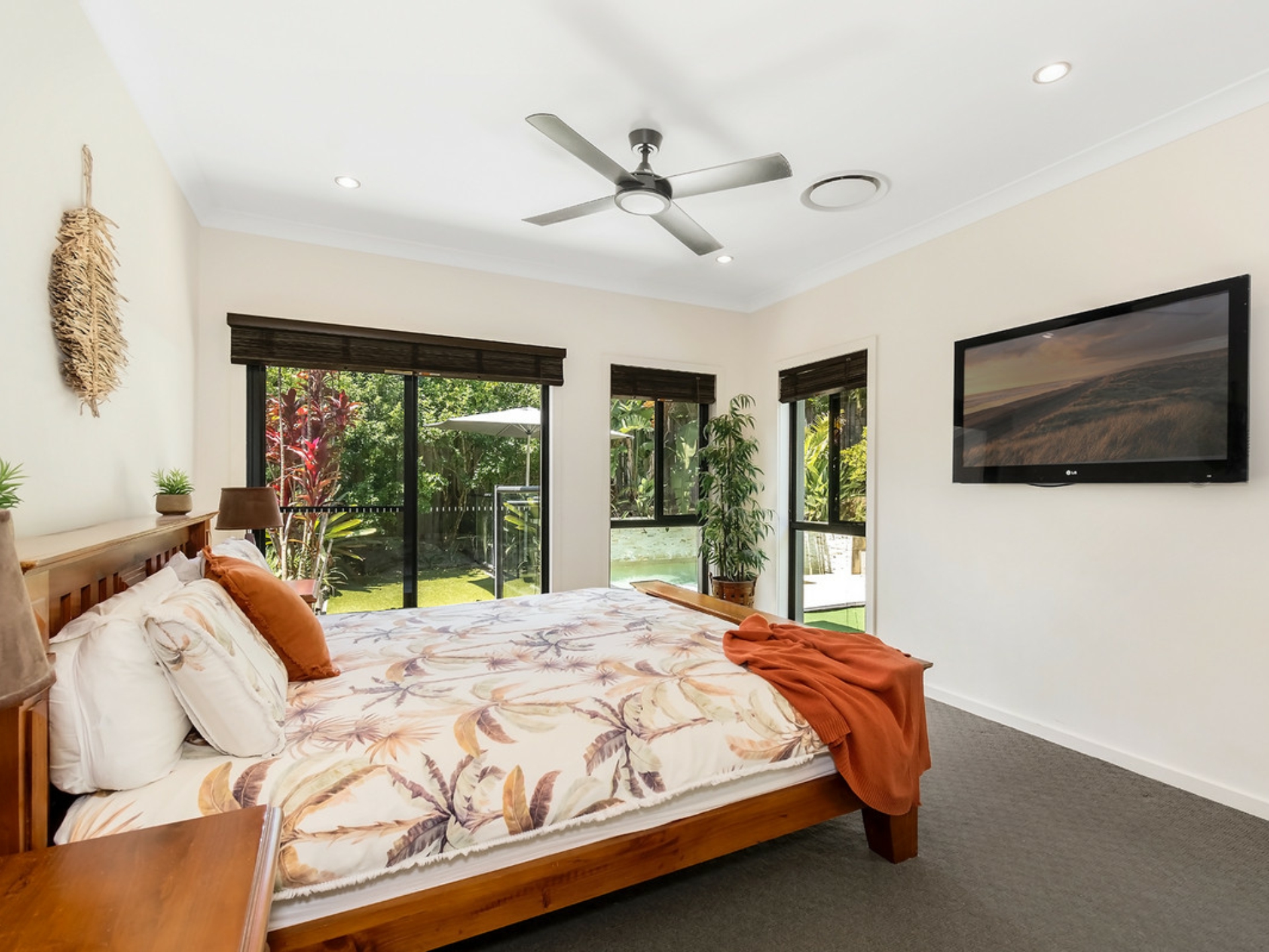 14 Boambillee Drive, COOMERA WATERS