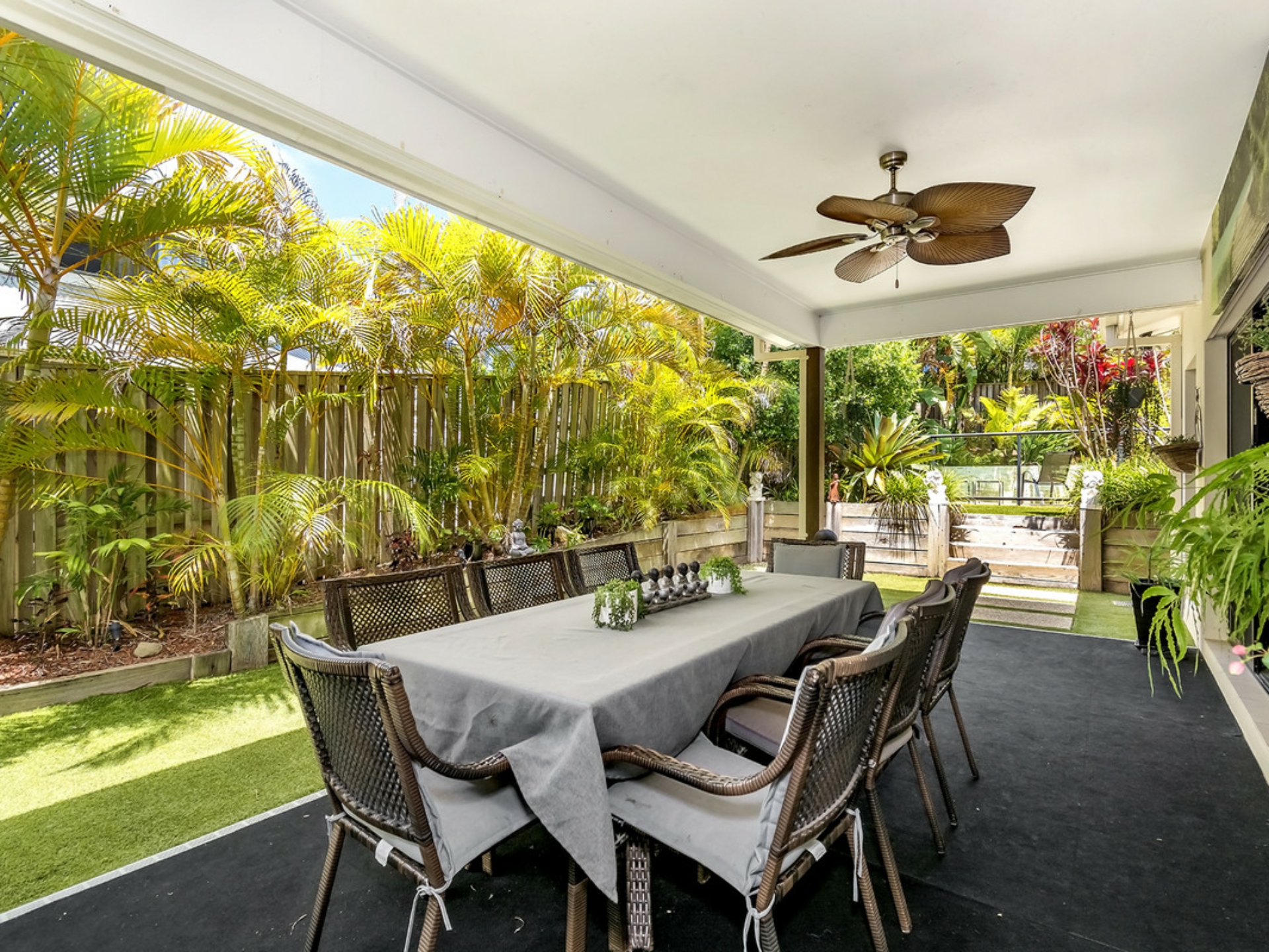 14 Boambillee Drive, COOMERA WATERS