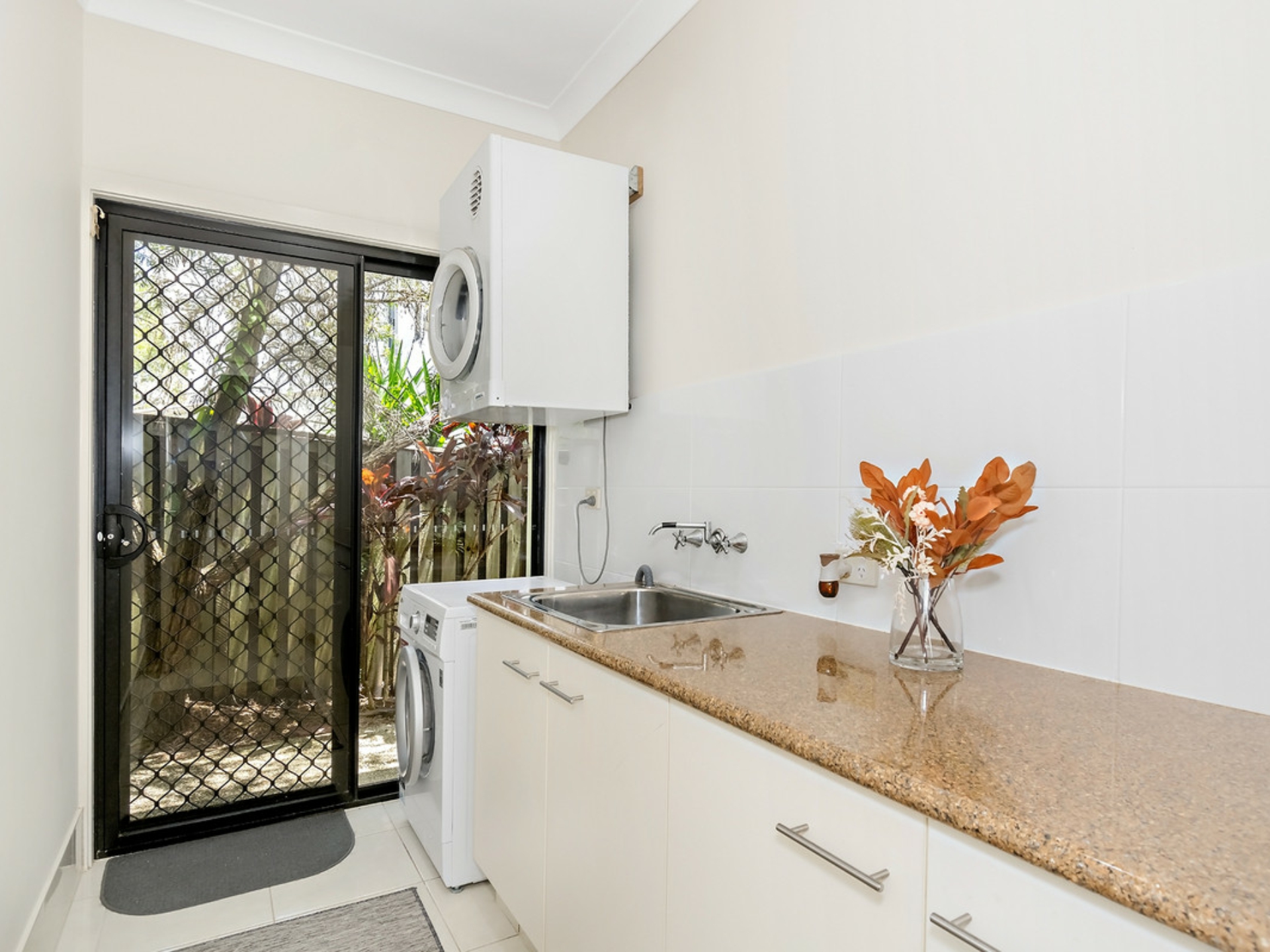 14 Boambillee Drive, COOMERA WATERS