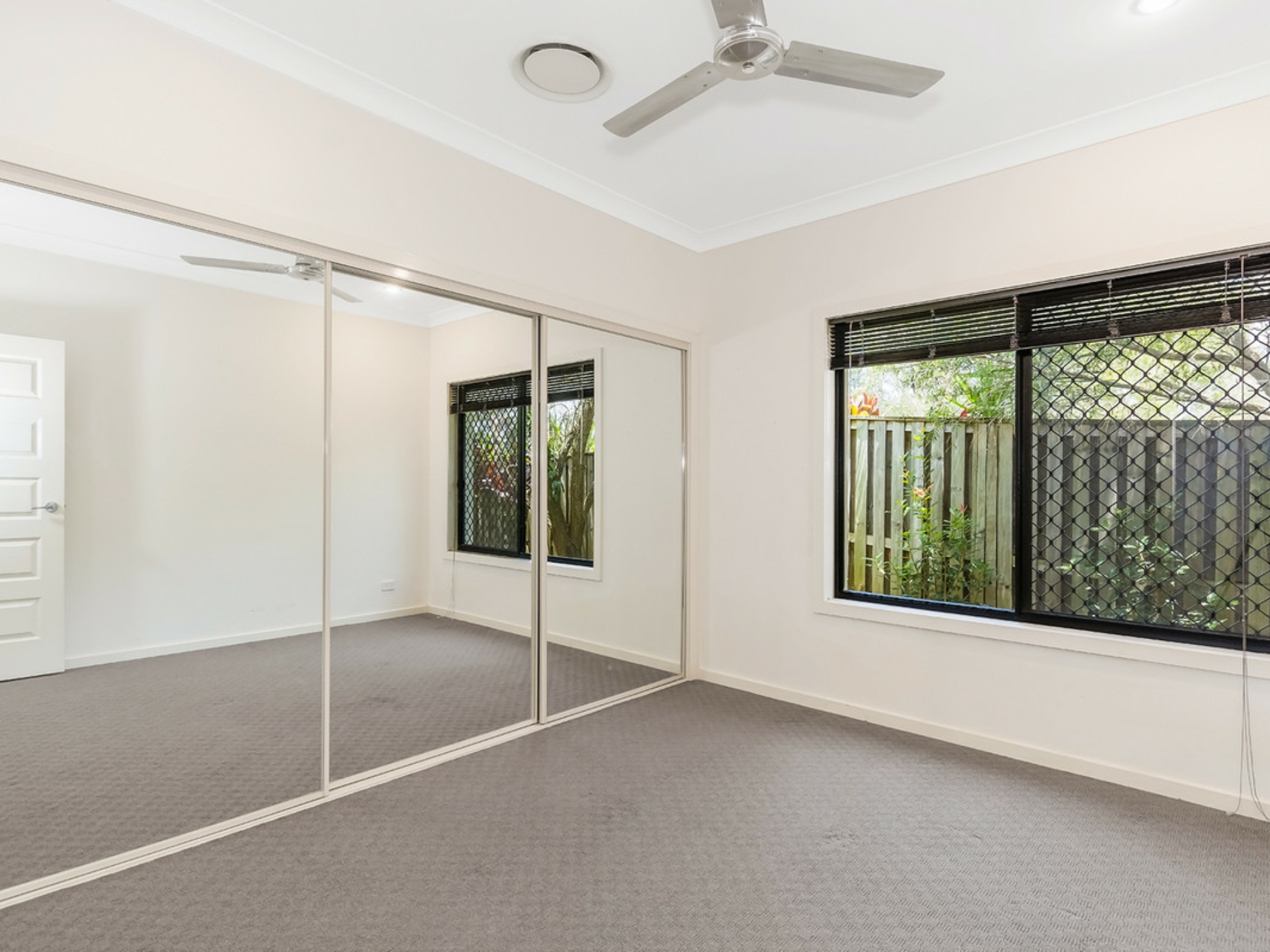 14 Boambillee Drive, COOMERA WATERS