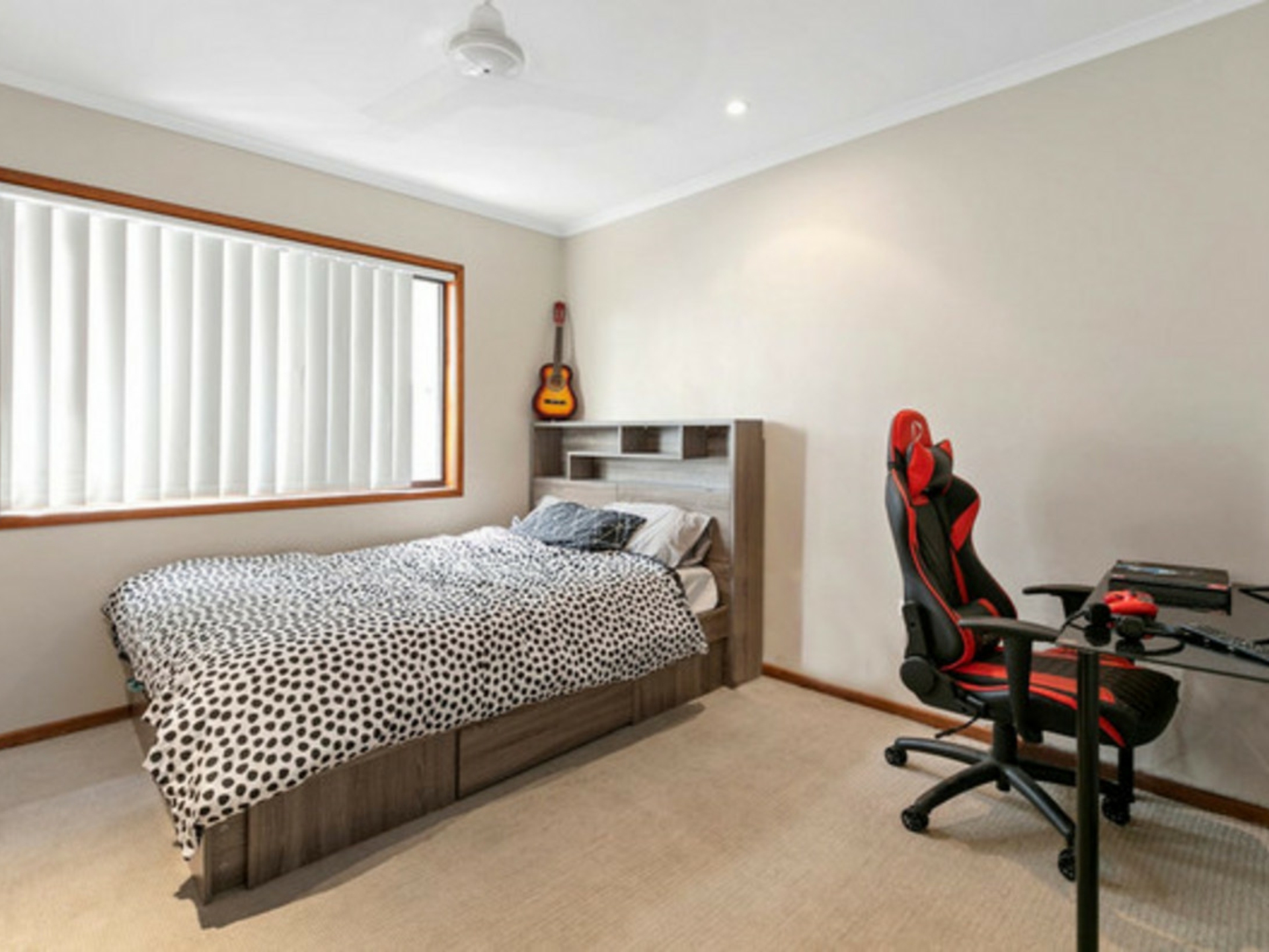 3 Coombabah Road, RUNAWAY BAY