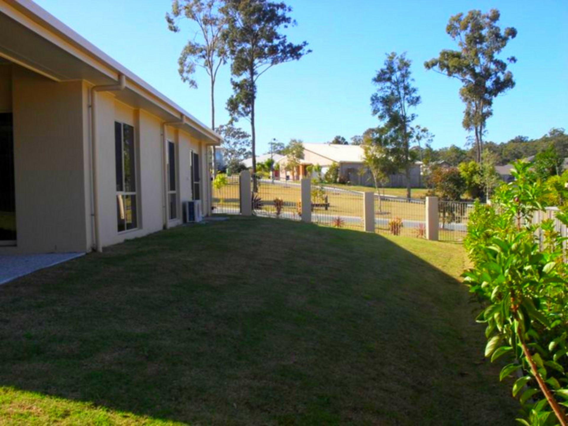 31 Serenade Drive, COOMERA WATERS