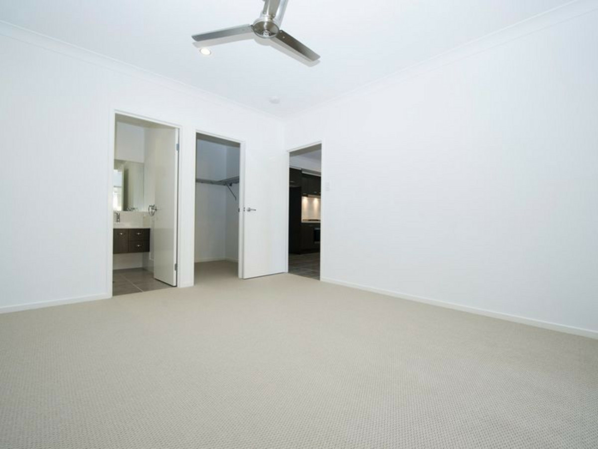 15 Cassius Way, ORMEAU