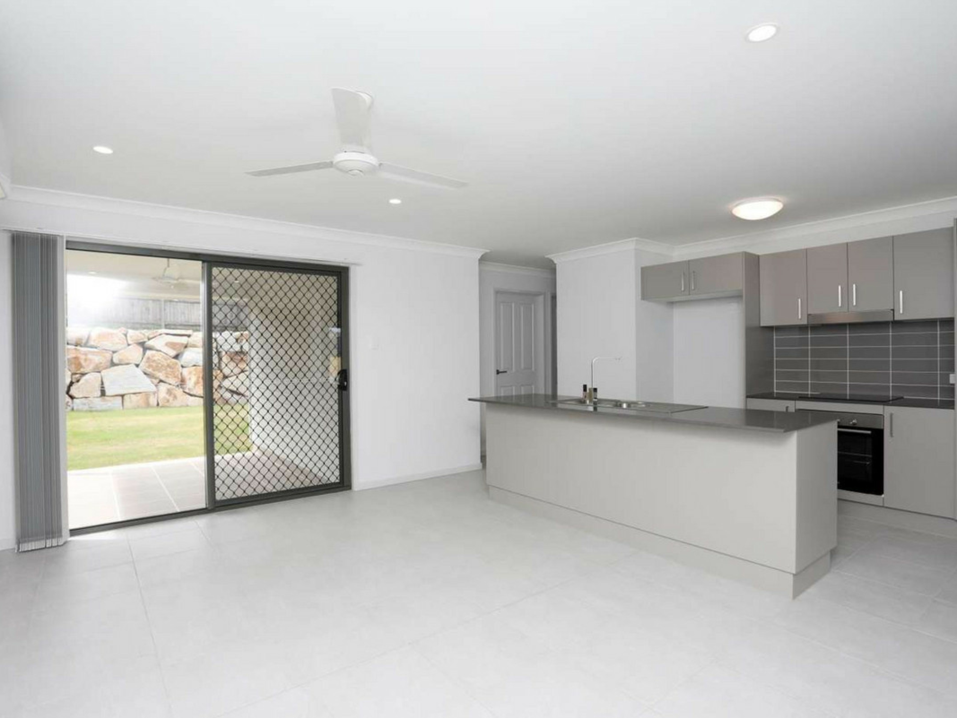 10 Mudlo Street, YARRABILBA
