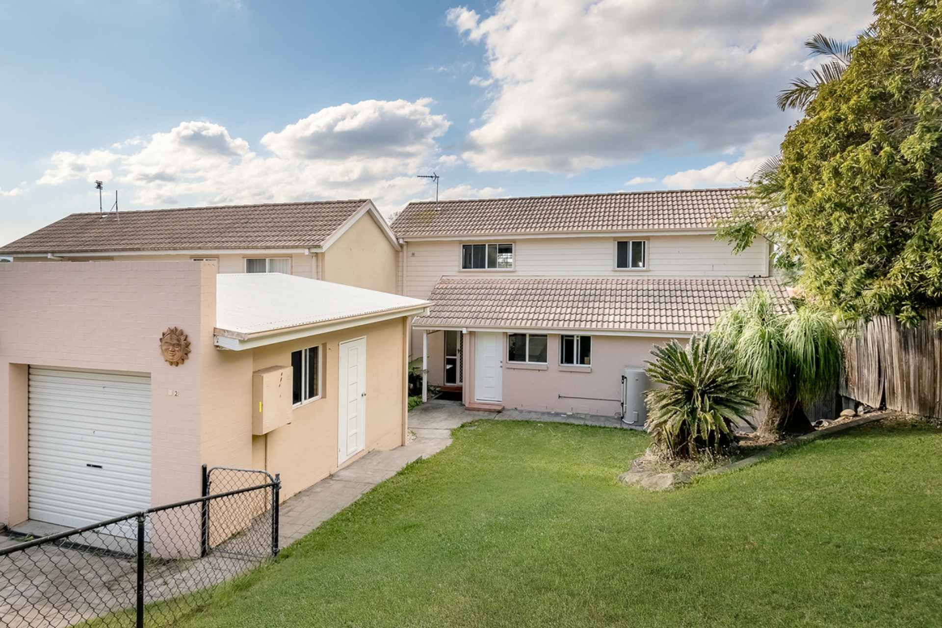 2/2 Tara Terrace, Carrara