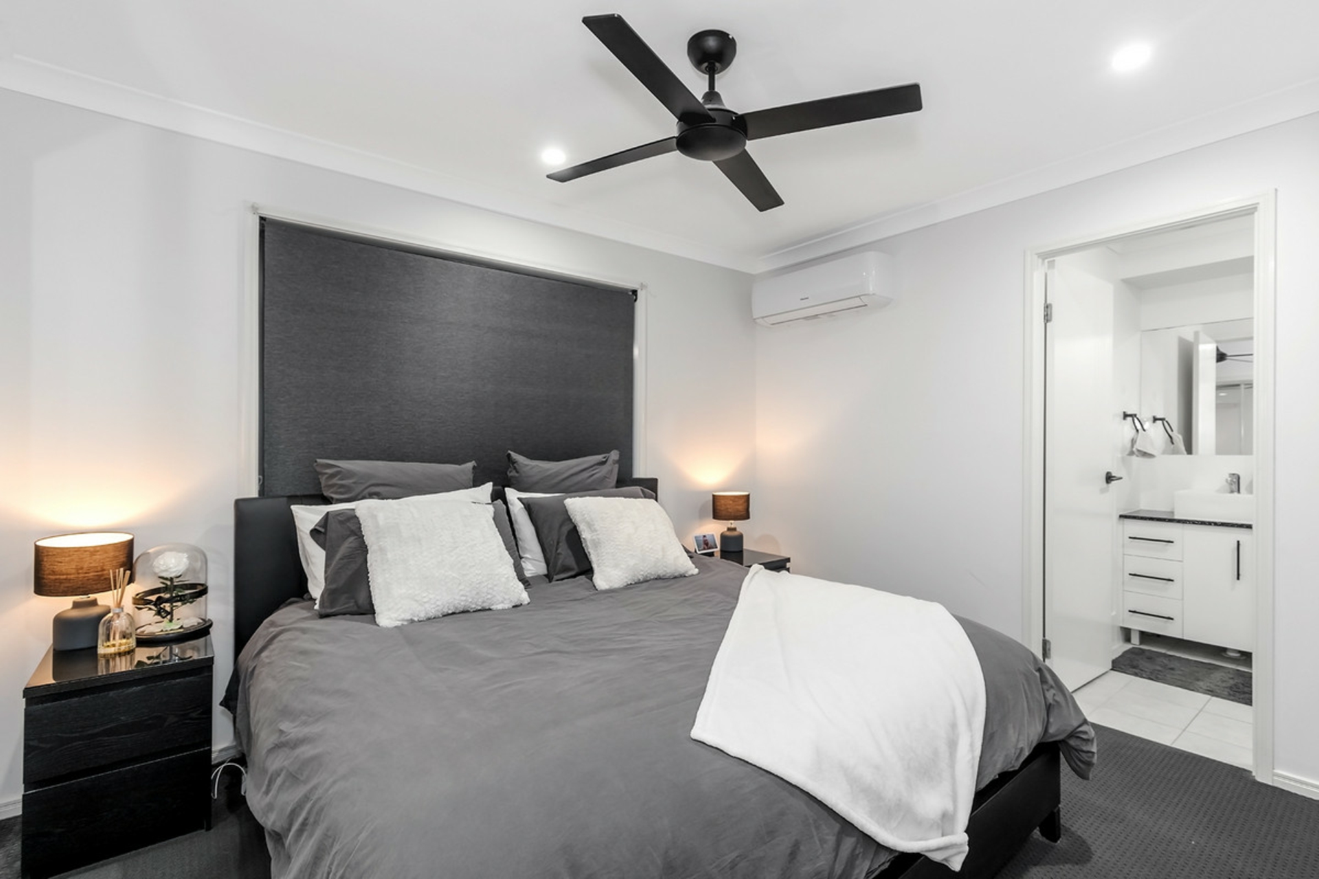8 Mcallisters Crescent, COOMERA