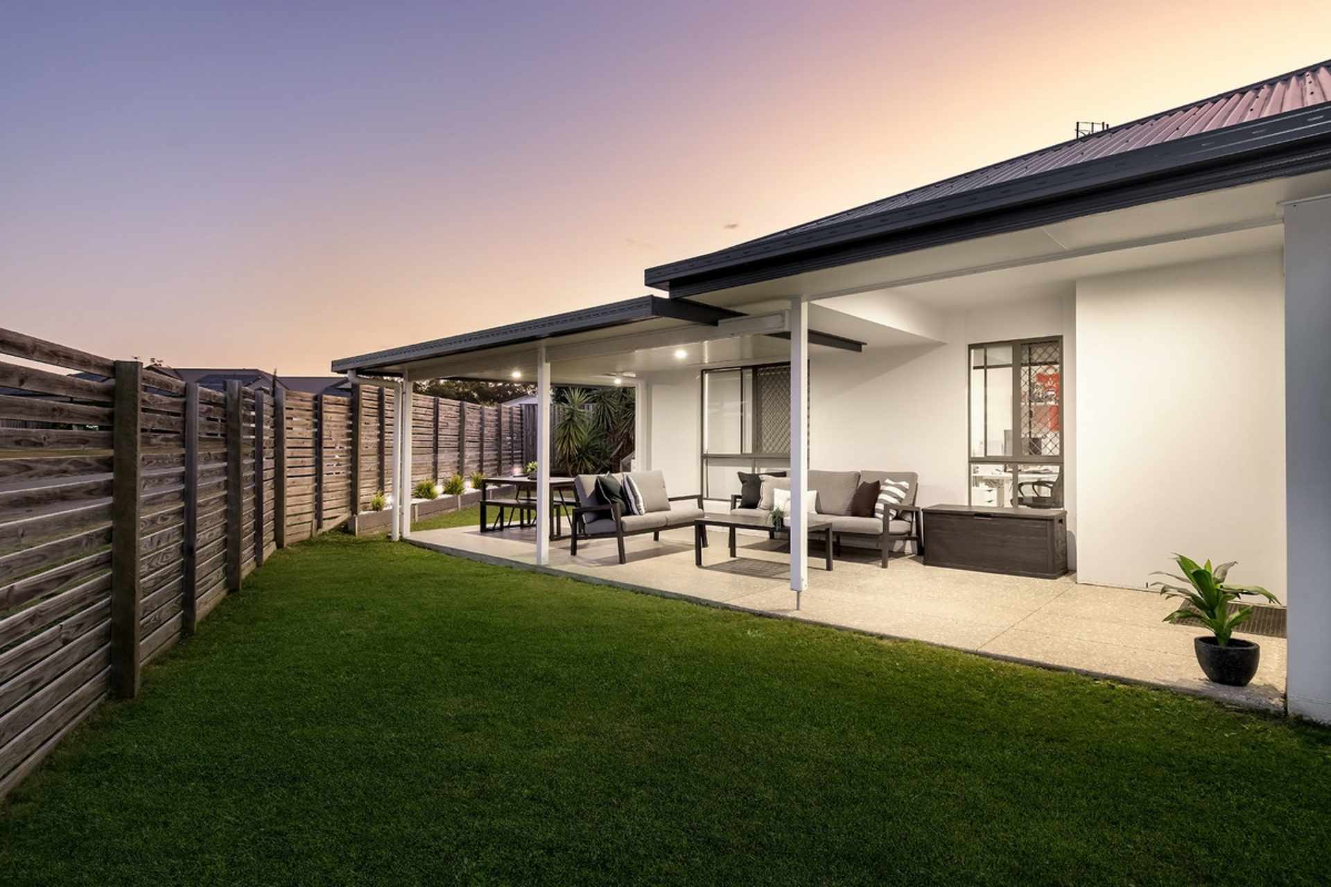 8 Mcallisters Crescent, COOMERA