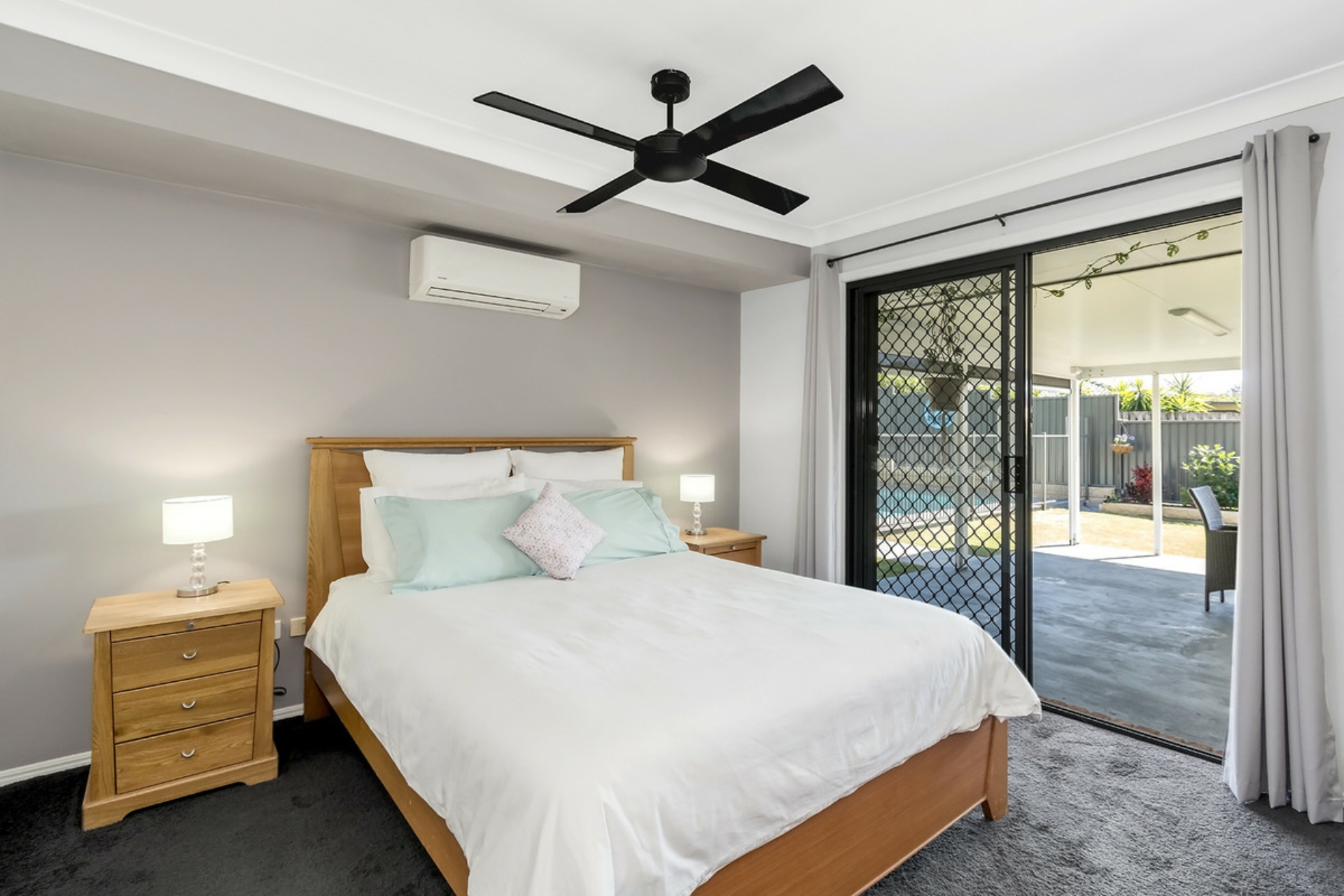 5 Prominent Crescent, UPPER COOMERA