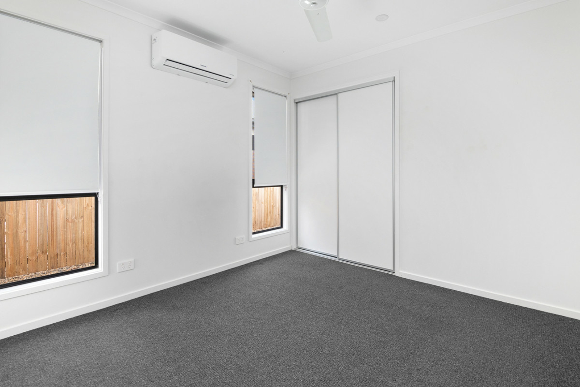 2/3 Oakland Street, BURPENGARY EAST