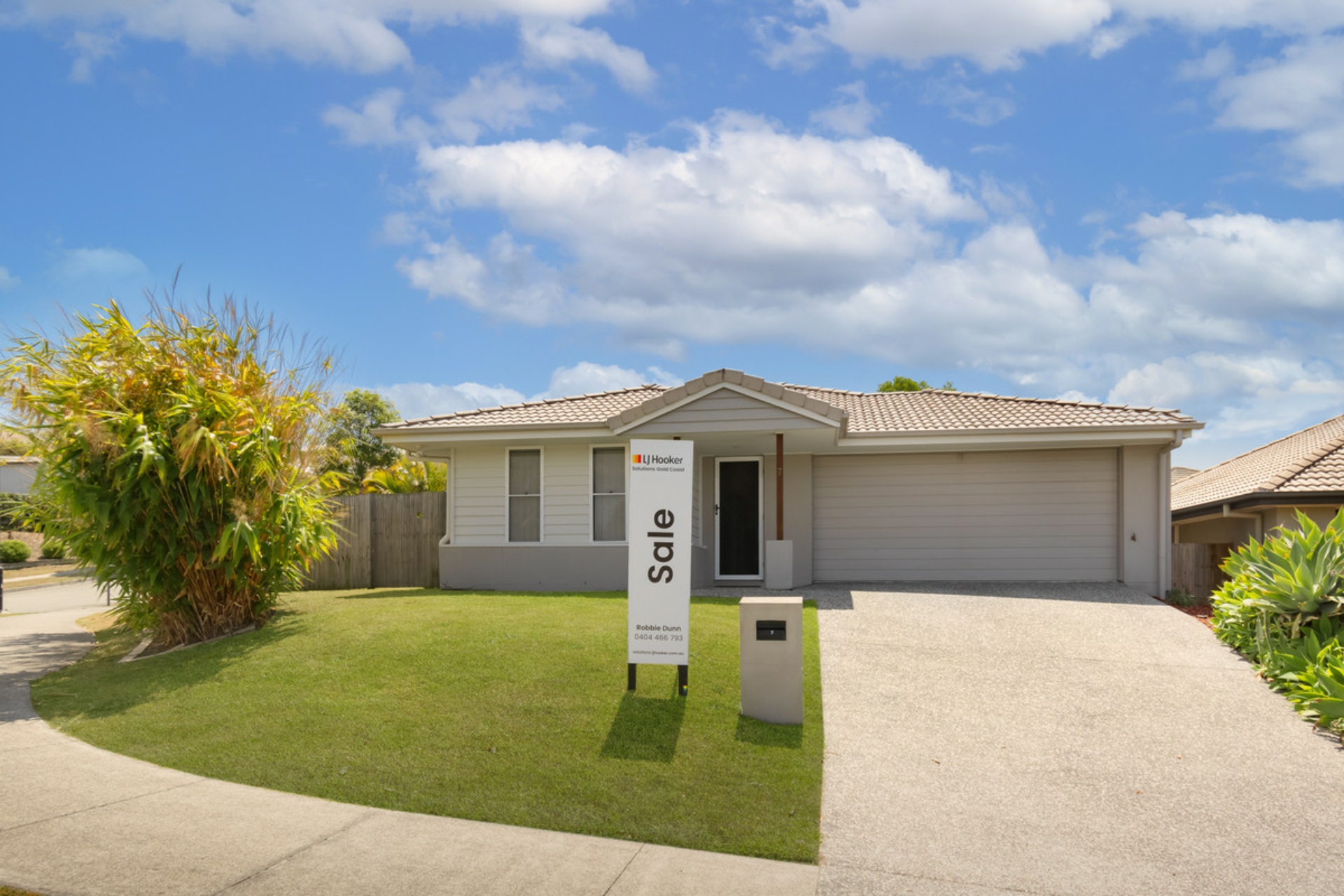 7 Santa Clara Rise, UPPER COOMERA